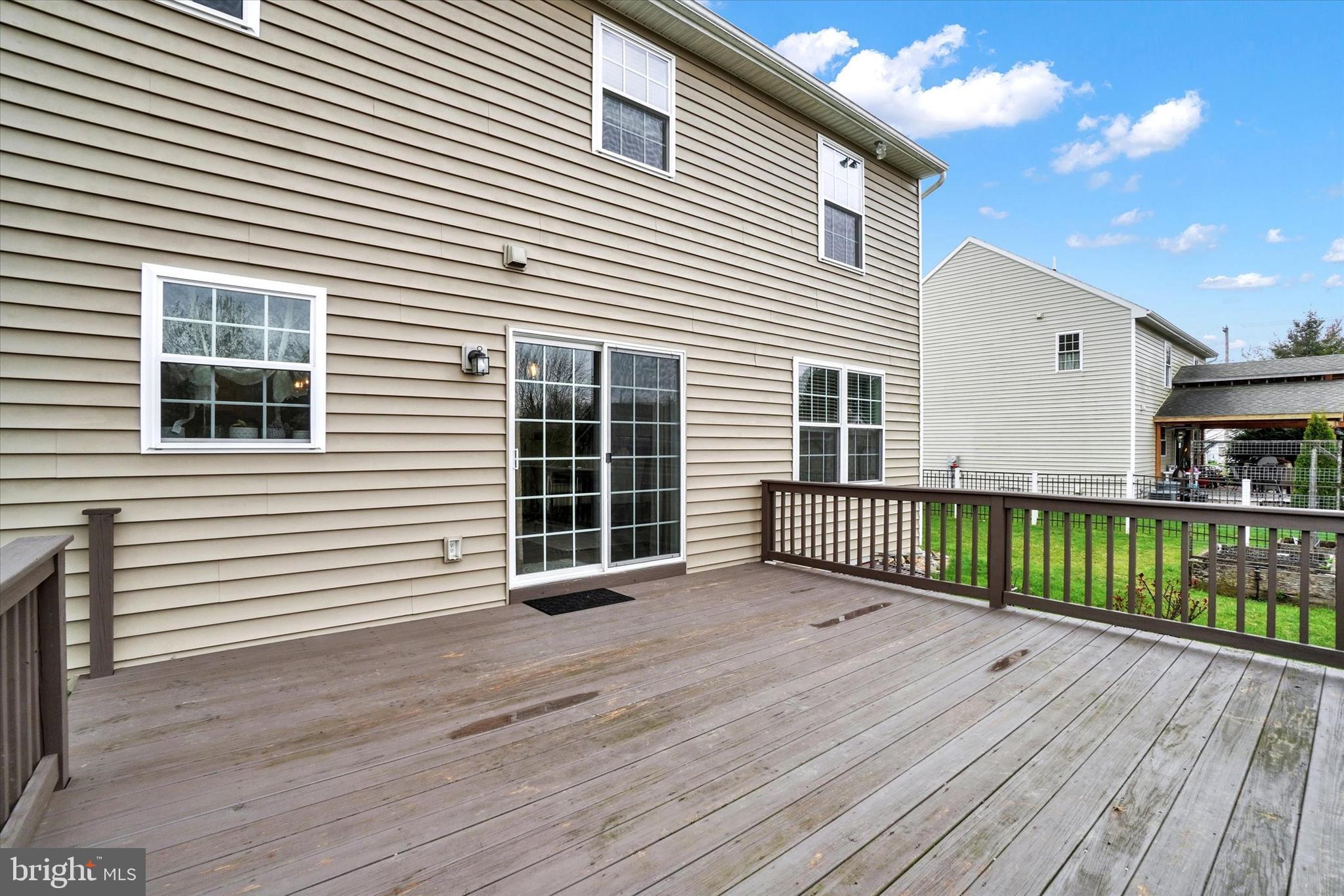 718 ARBOR ROSE AVENUE