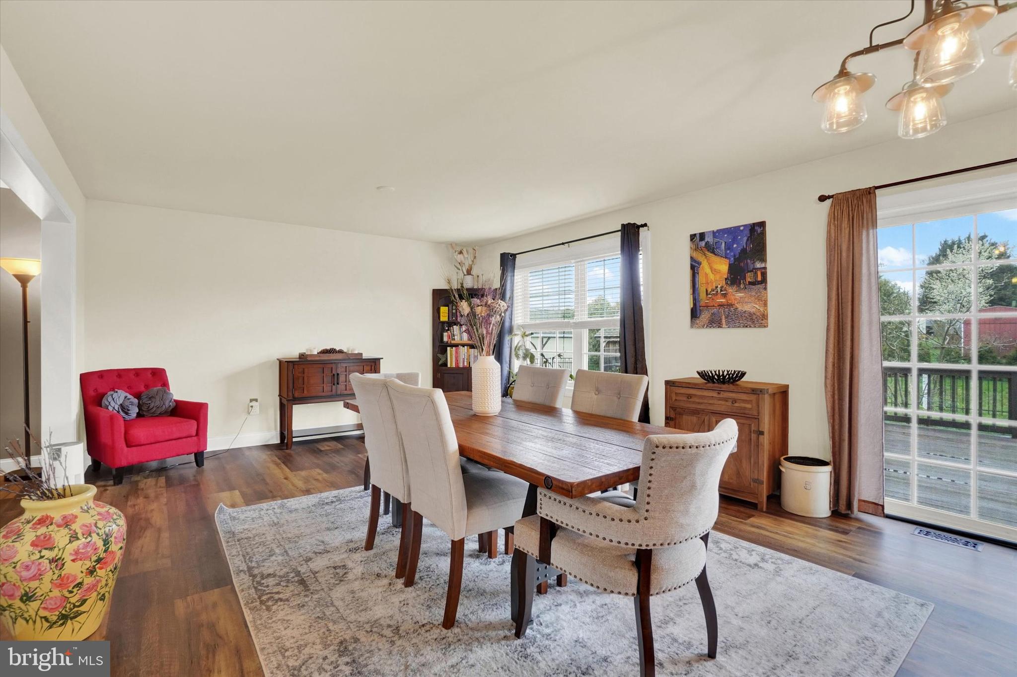 718 ARBOR ROSE AVENUE