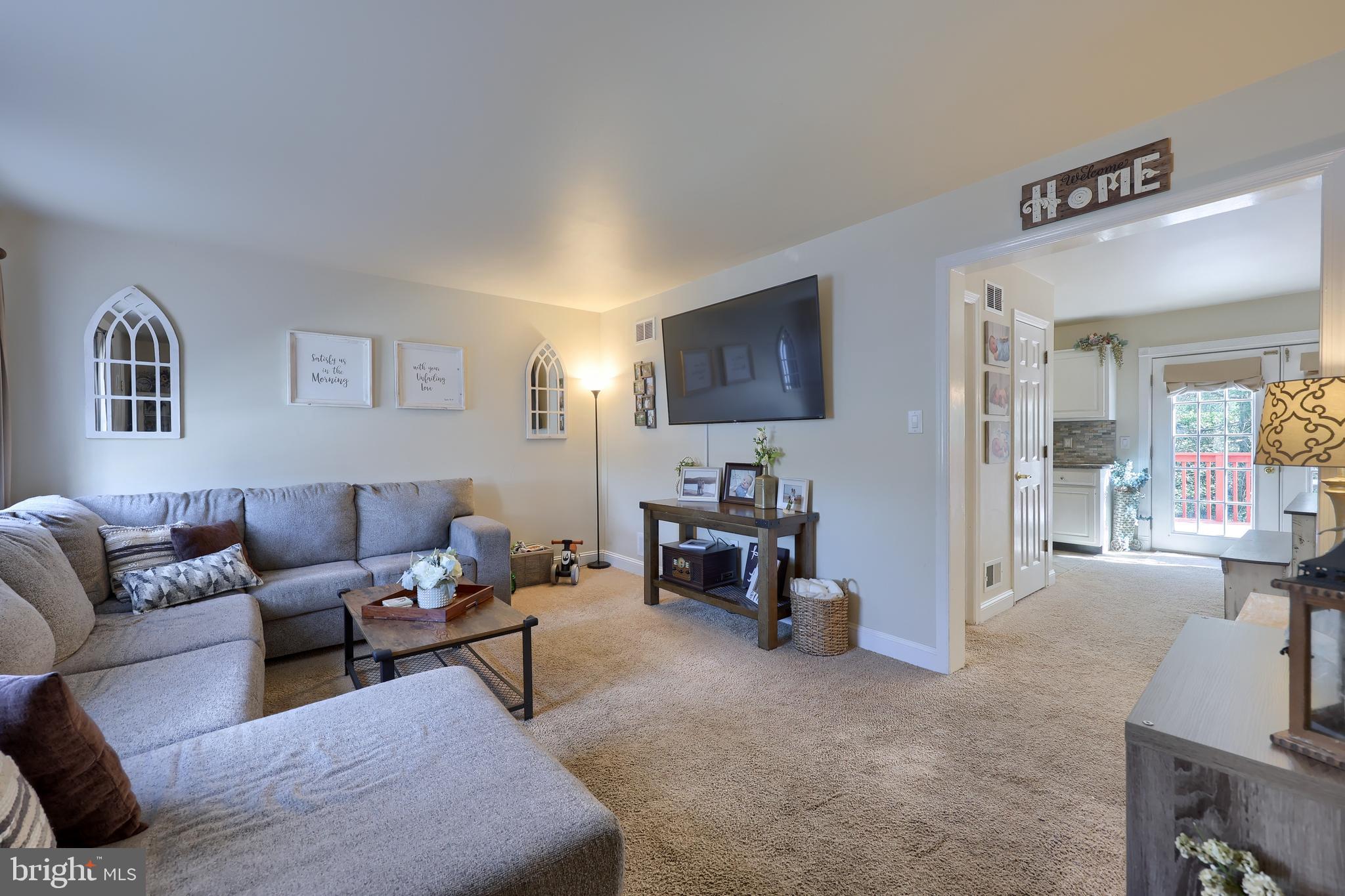 335 COBBLESTONE LANE