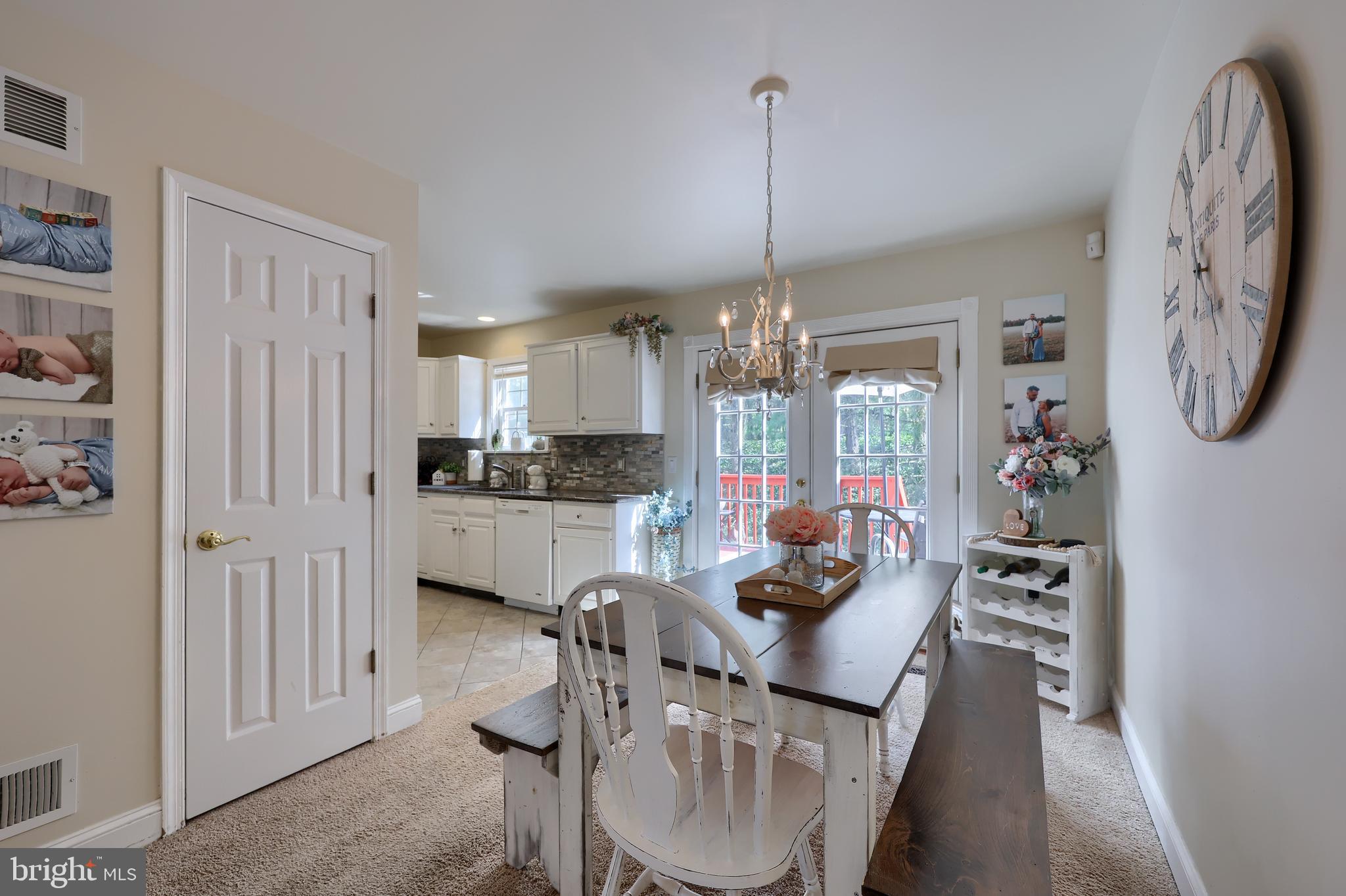 335 COBBLESTONE LANE