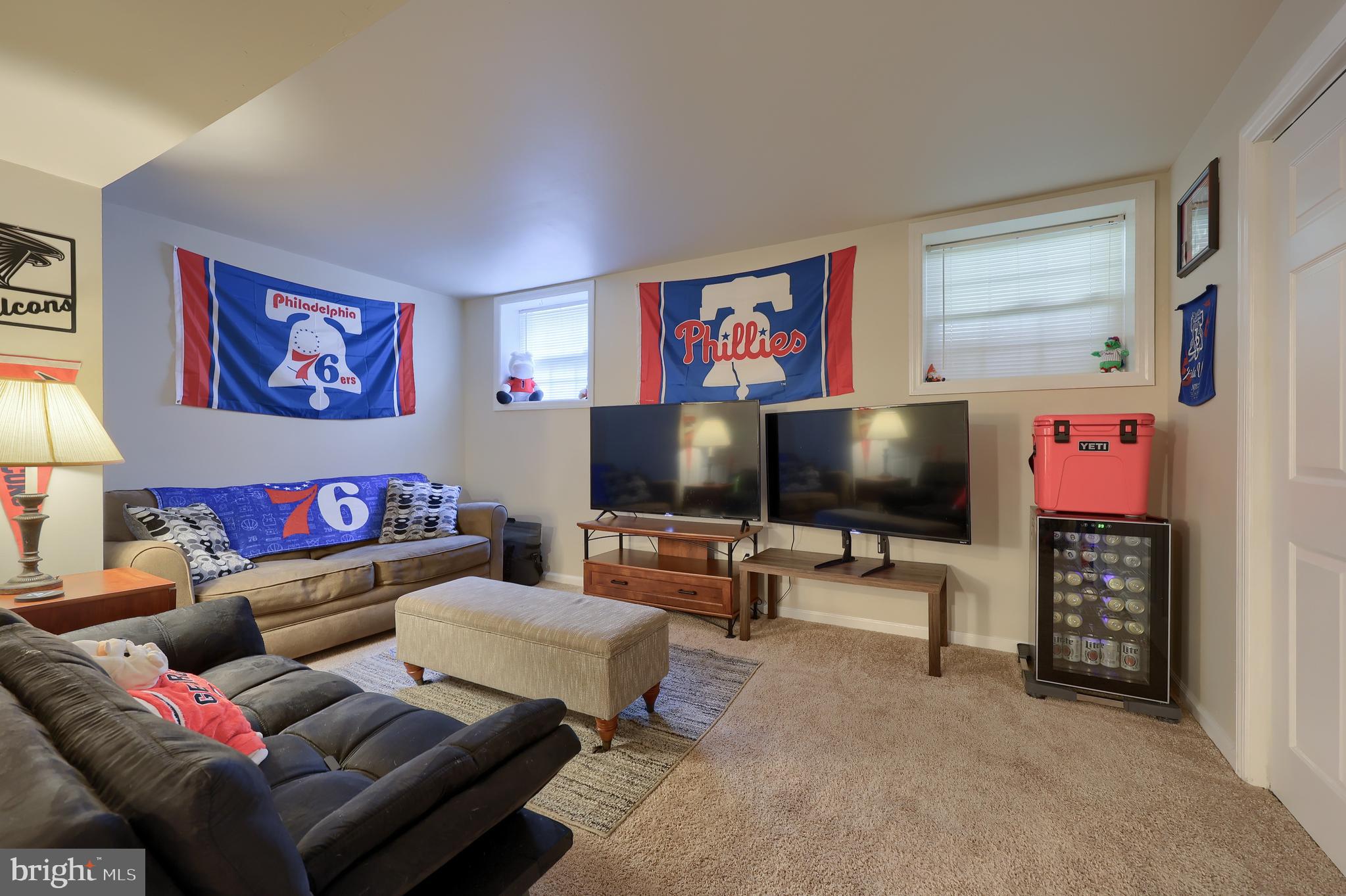 335 COBBLESTONE LANE