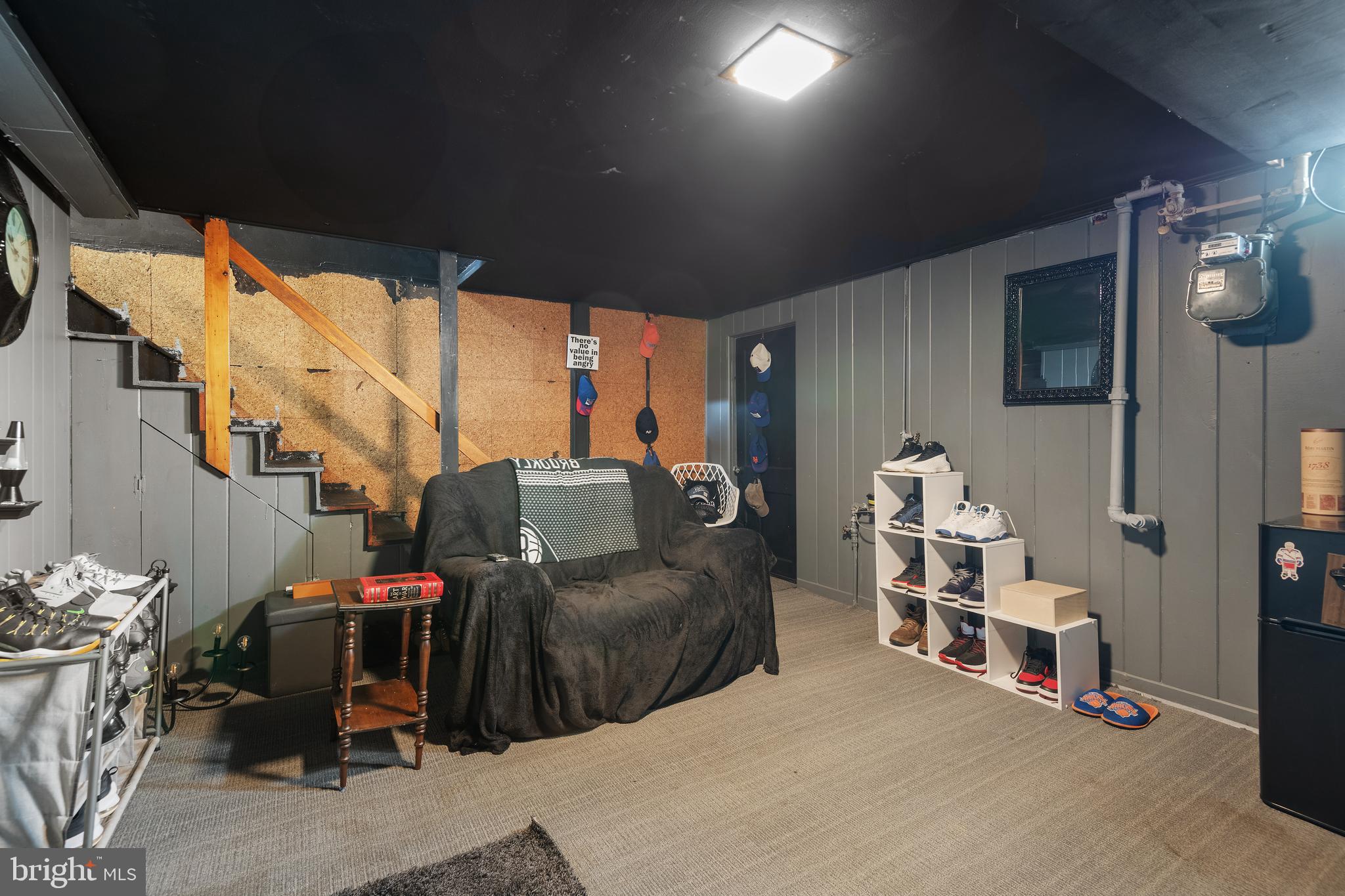 719 E MADISON STREET