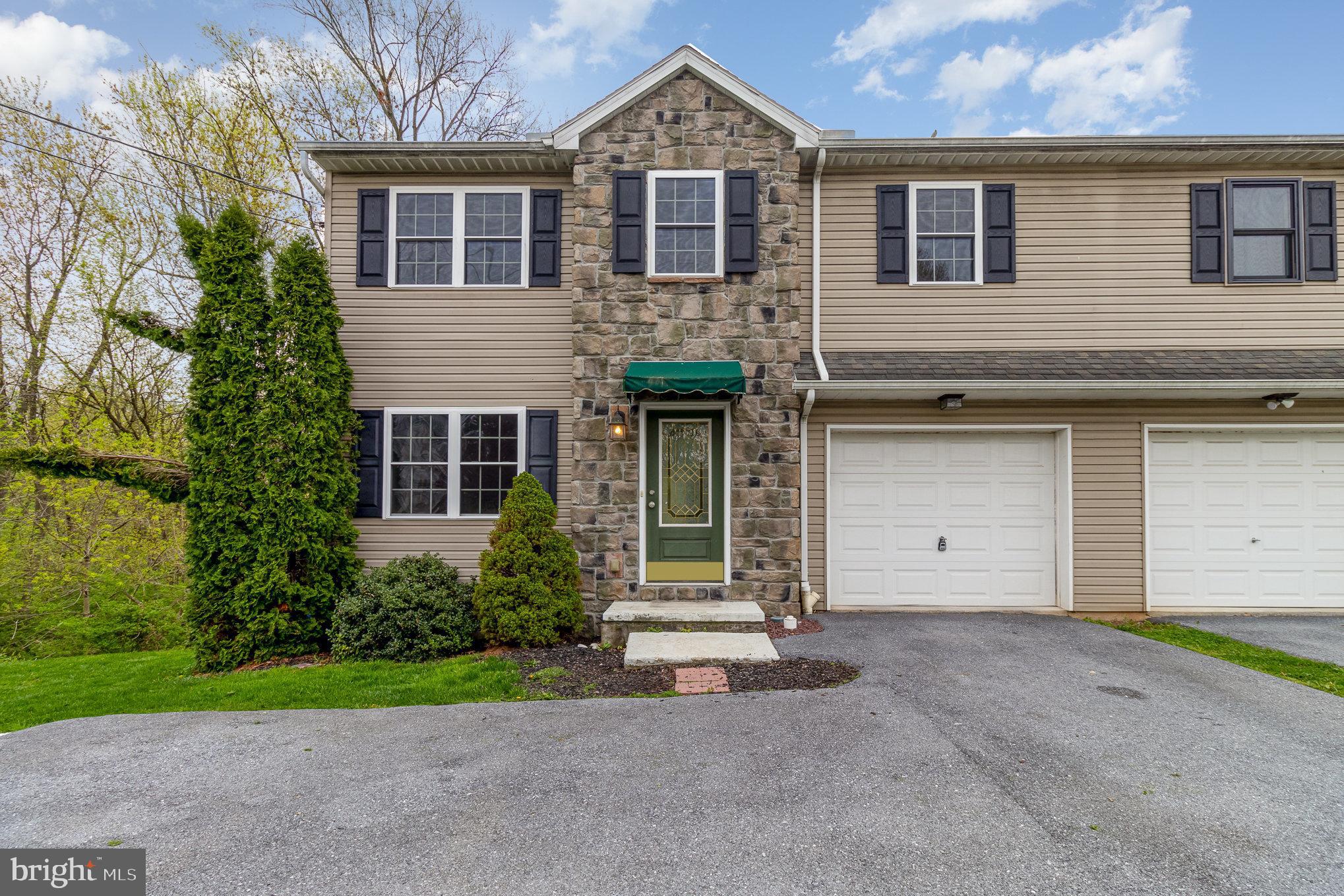 1070 W BAINBRIDGE STREET