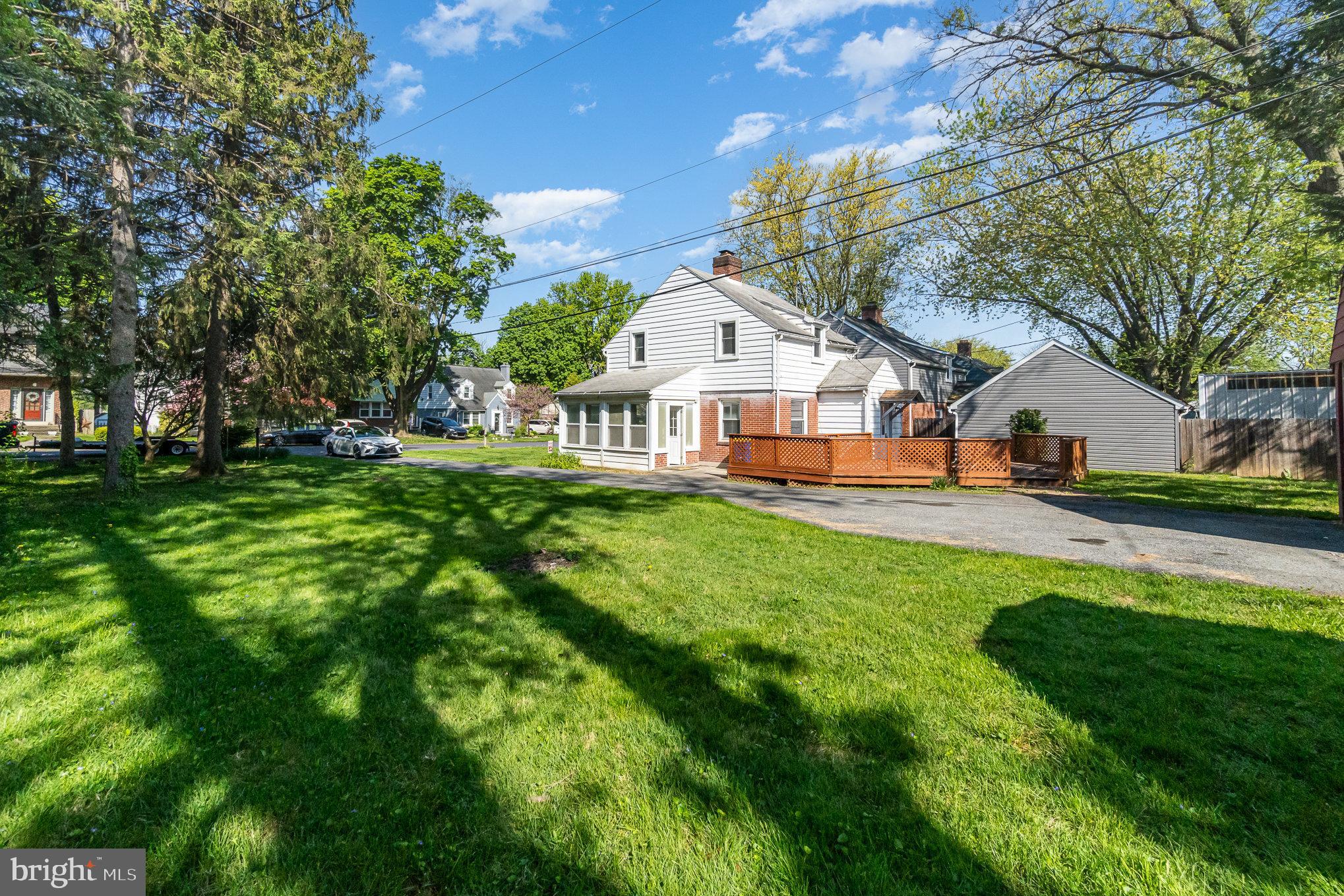 1433 GLEN MOORE CIRCLE