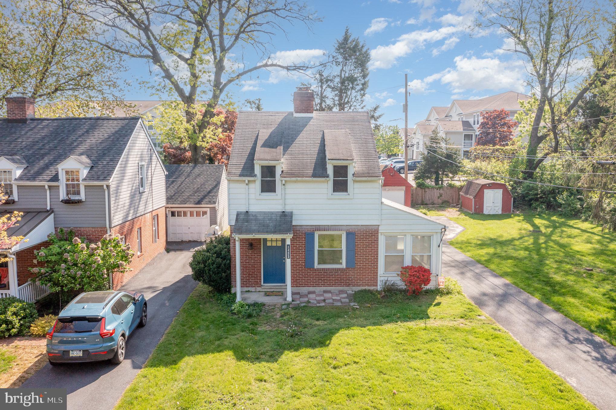 1433 GLEN MOORE CIRCLE