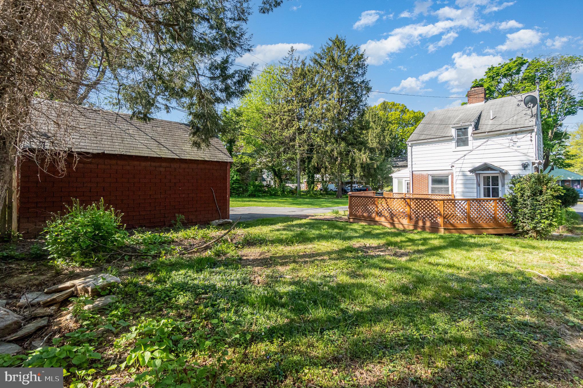 1433 GLEN MOORE CIRCLE