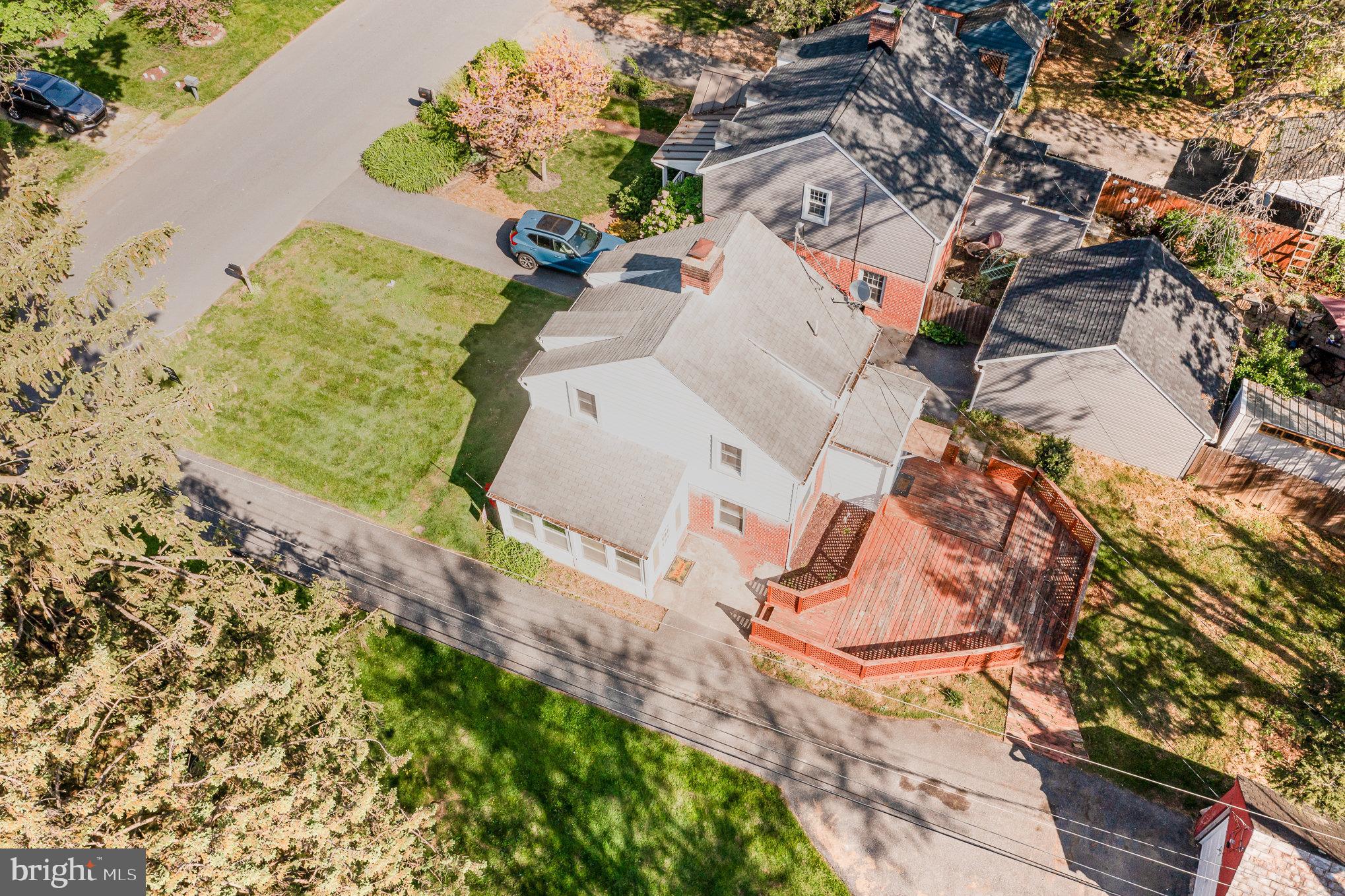 1433 GLEN MOORE CIRCLE