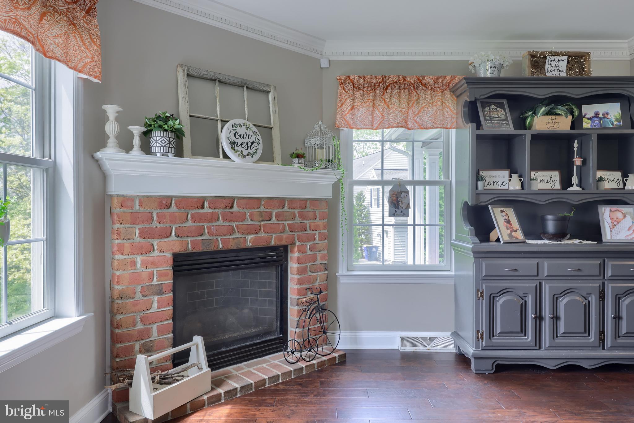 533 SPRING HOLLOW DRIVE