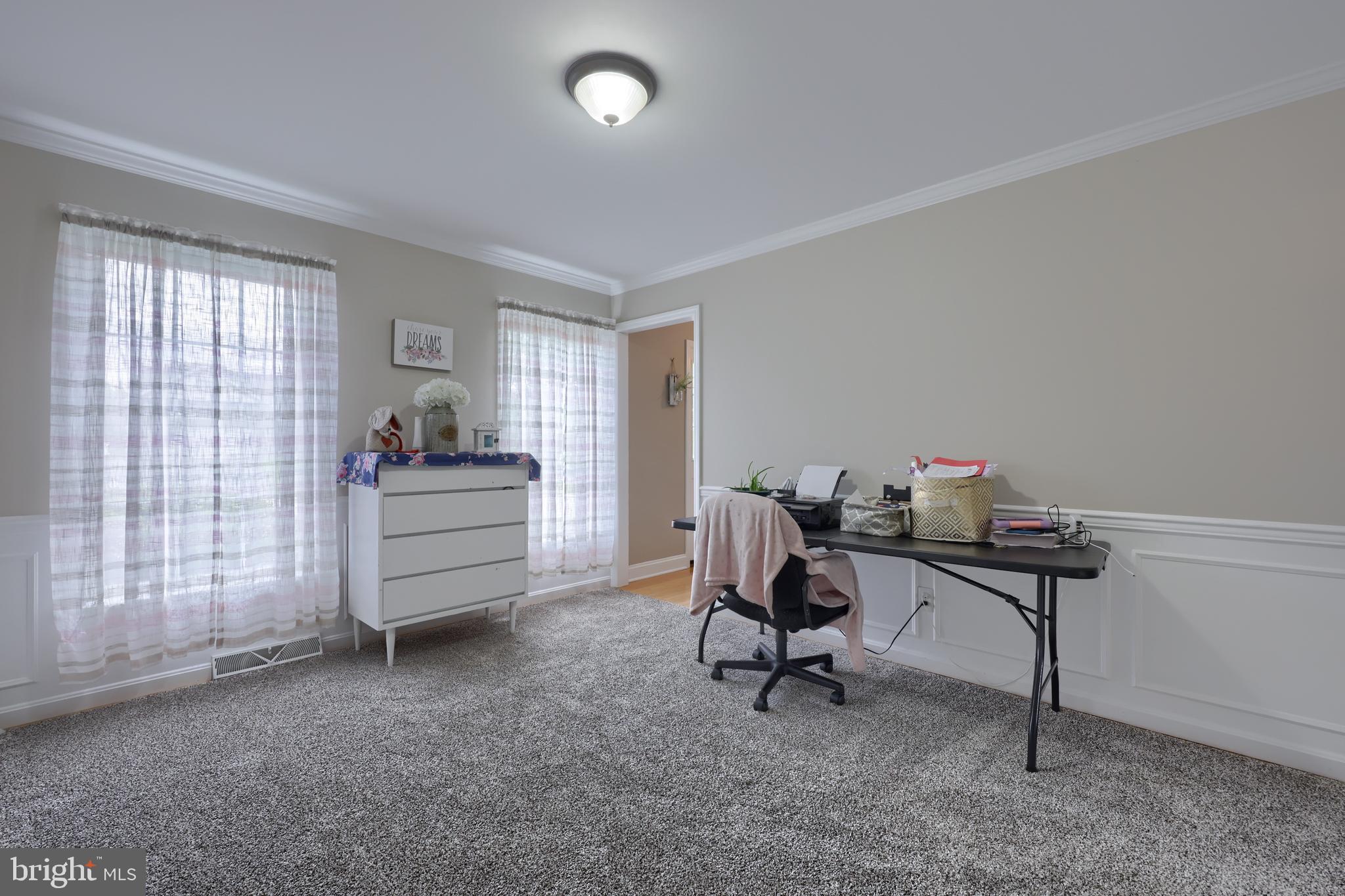 533 SPRING HOLLOW DRIVE