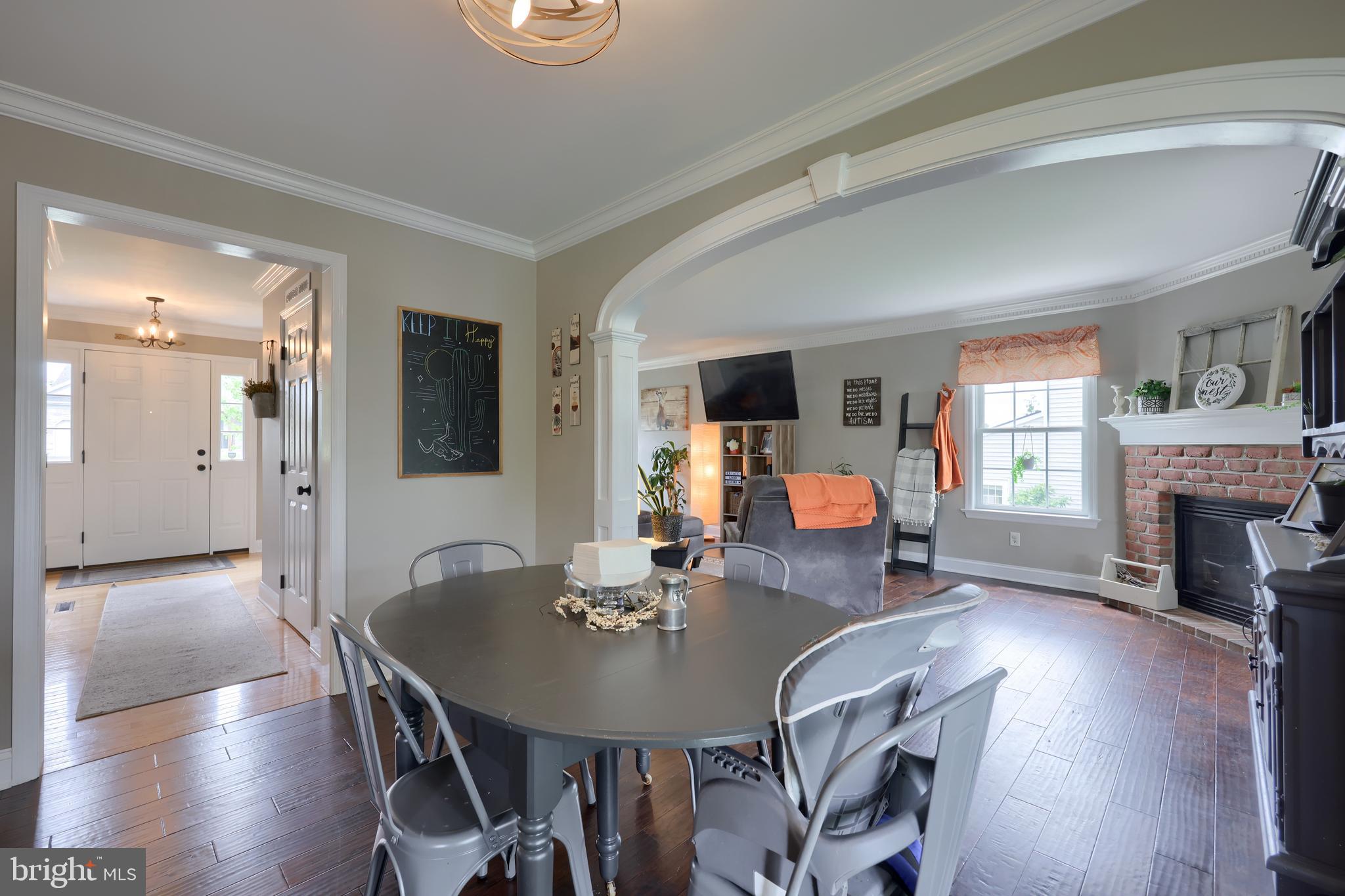 533 SPRING HOLLOW DRIVE