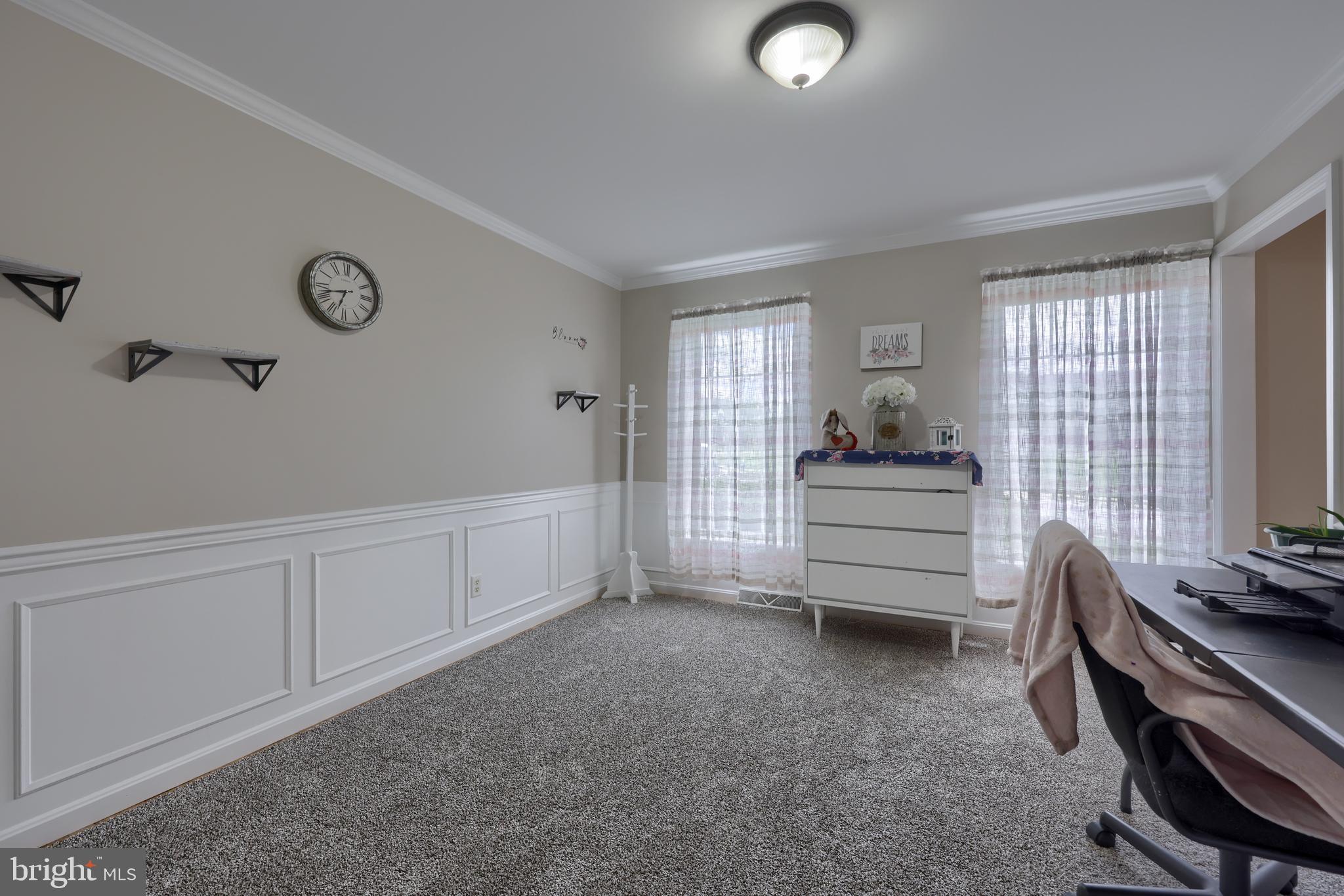 533 SPRING HOLLOW DRIVE