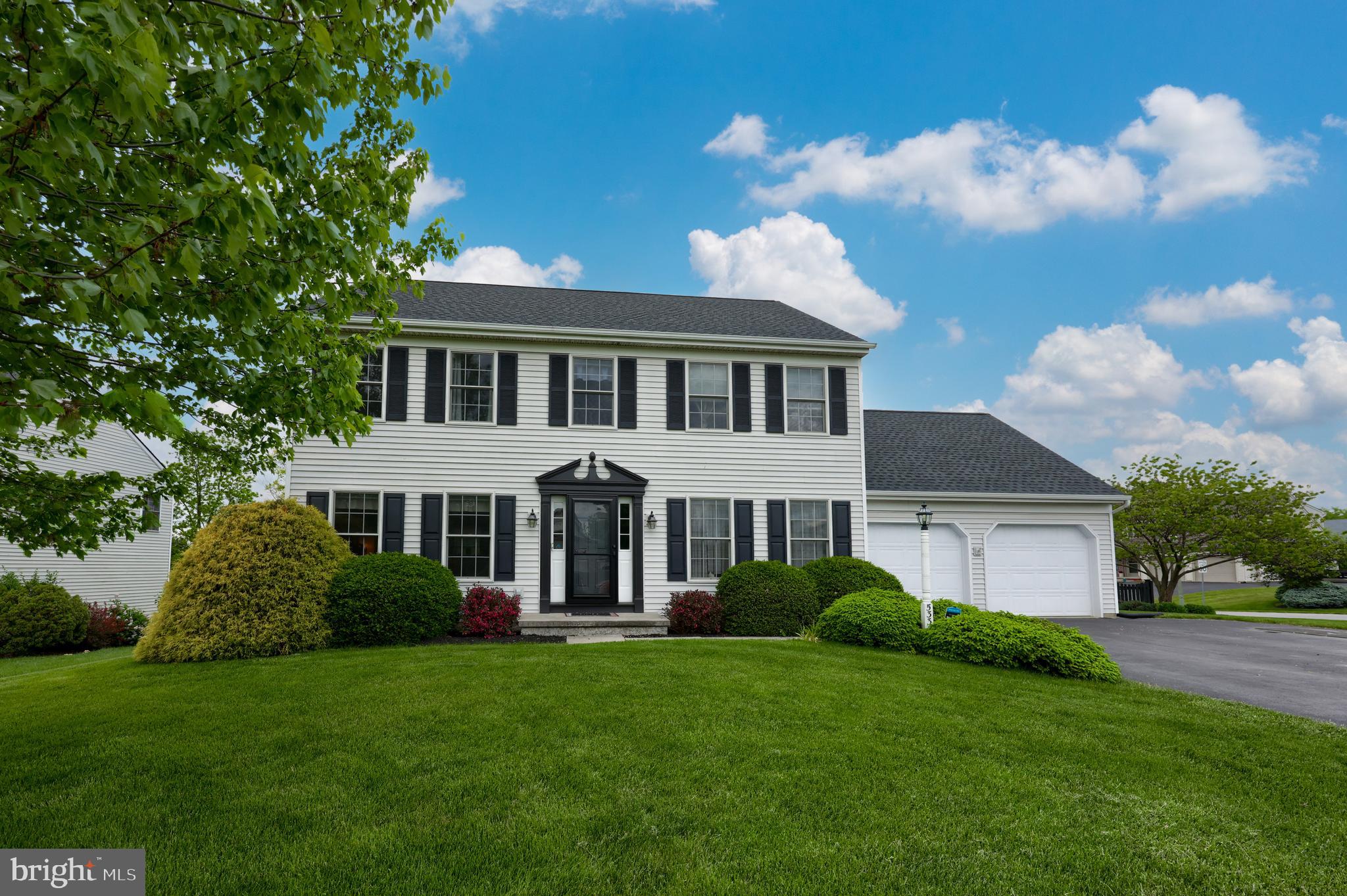 533 SPRING HOLLOW DRIVE