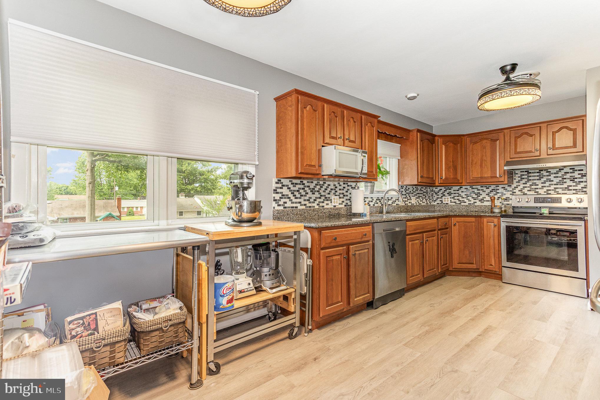 563 E HUMMELSTOWN STREET