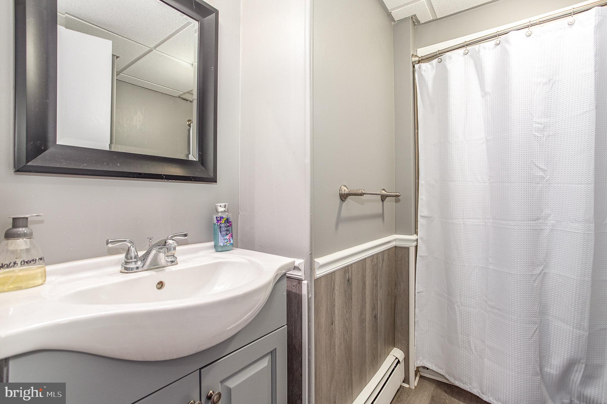 563 E HUMMELSTOWN STREET