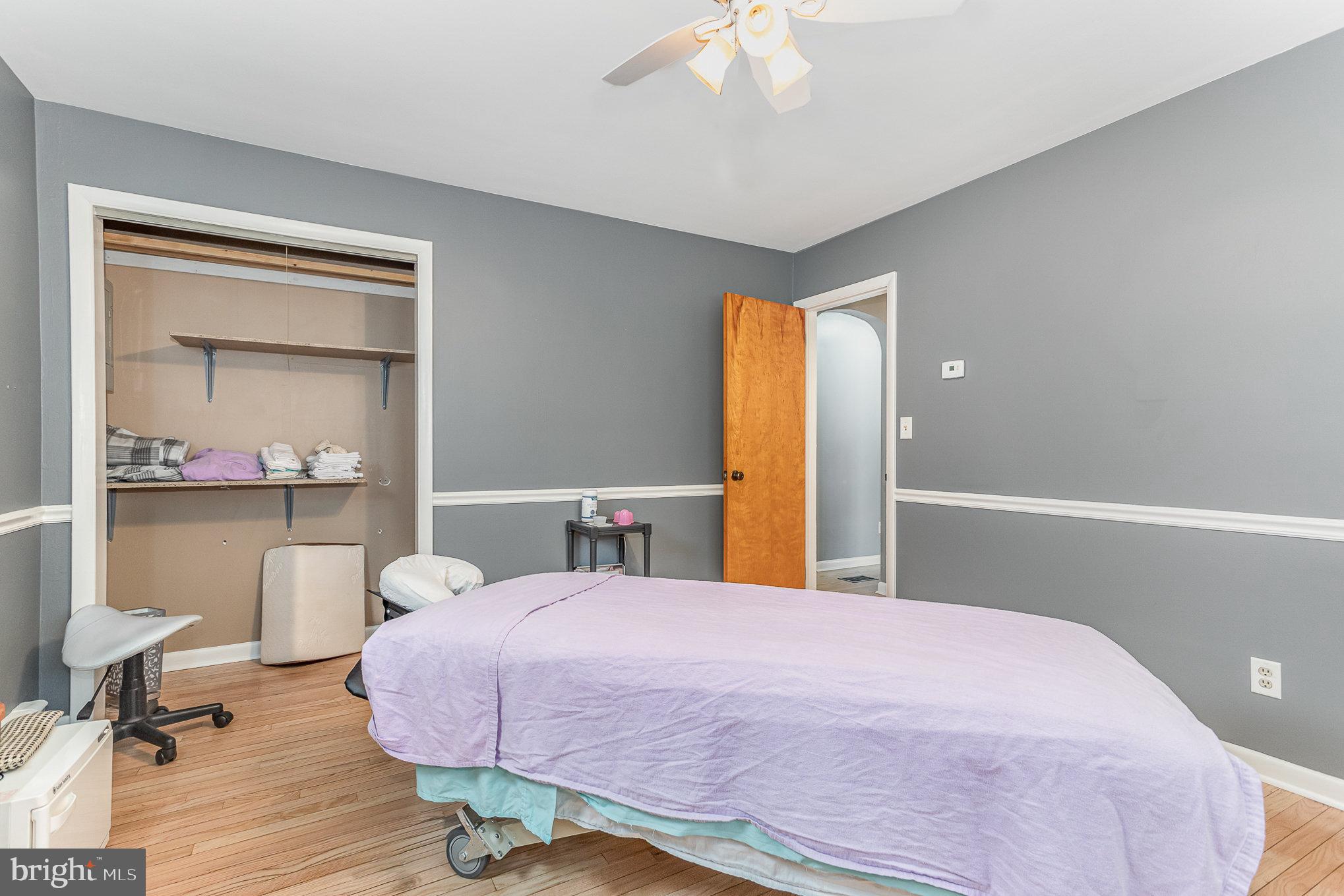 563 E HUMMELSTOWN STREET