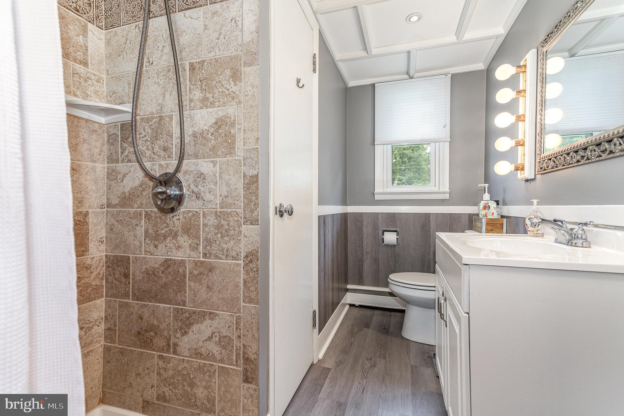 563 E HUMMELSTOWN STREET