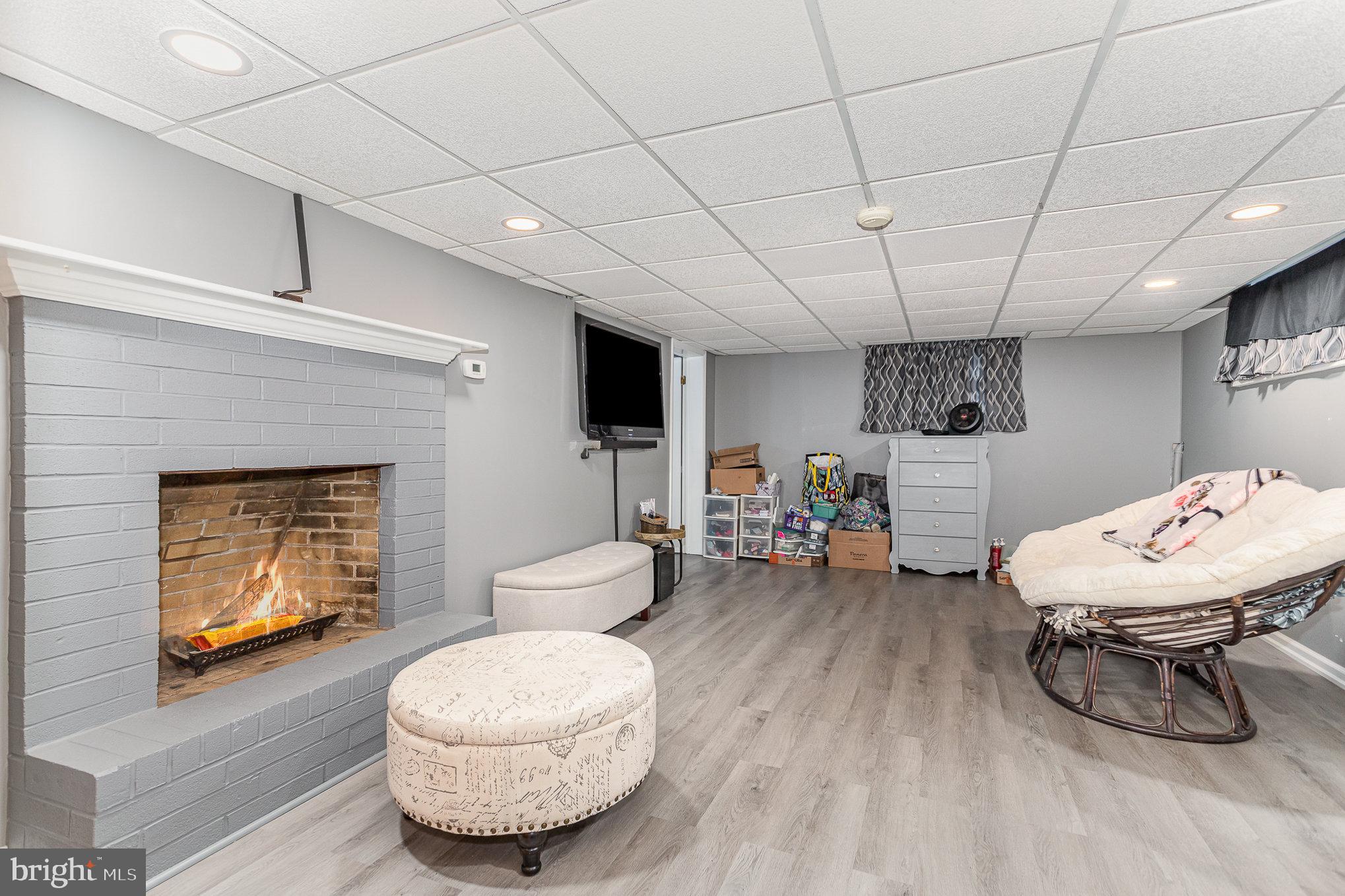 563 E HUMMELSTOWN STREET