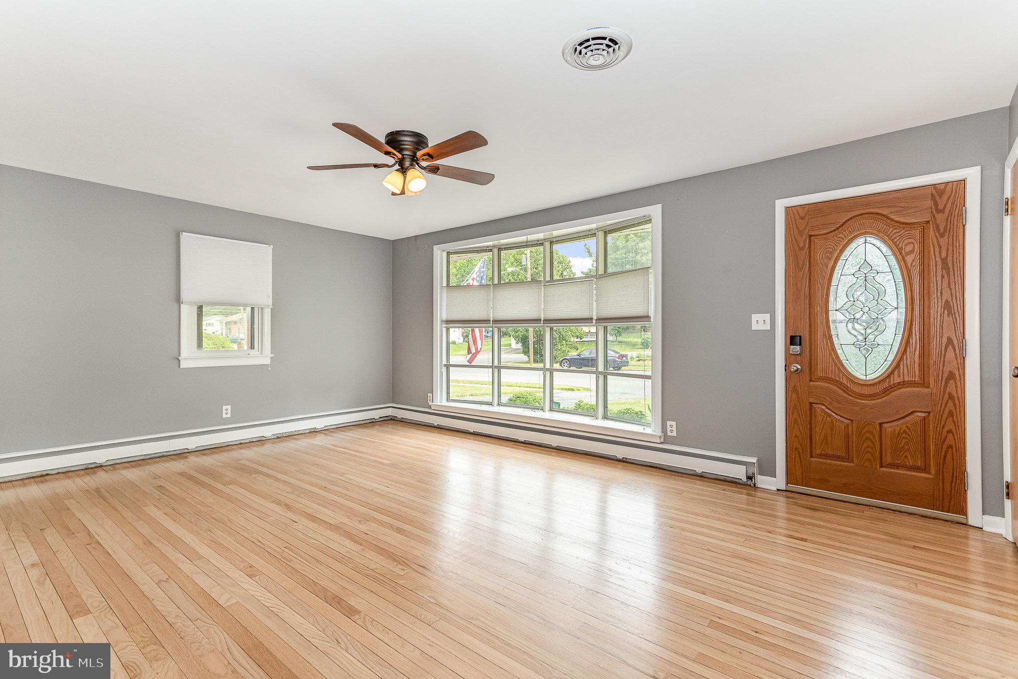 563 E HUMMELSTOWN STREET