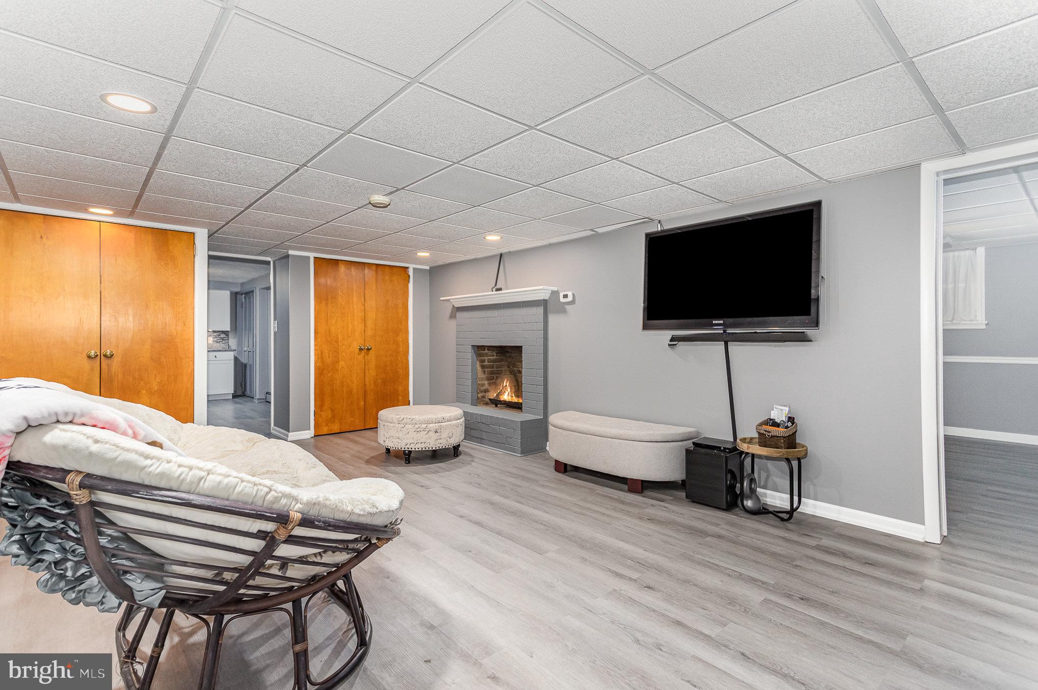 563 E HUMMELSTOWN STREET