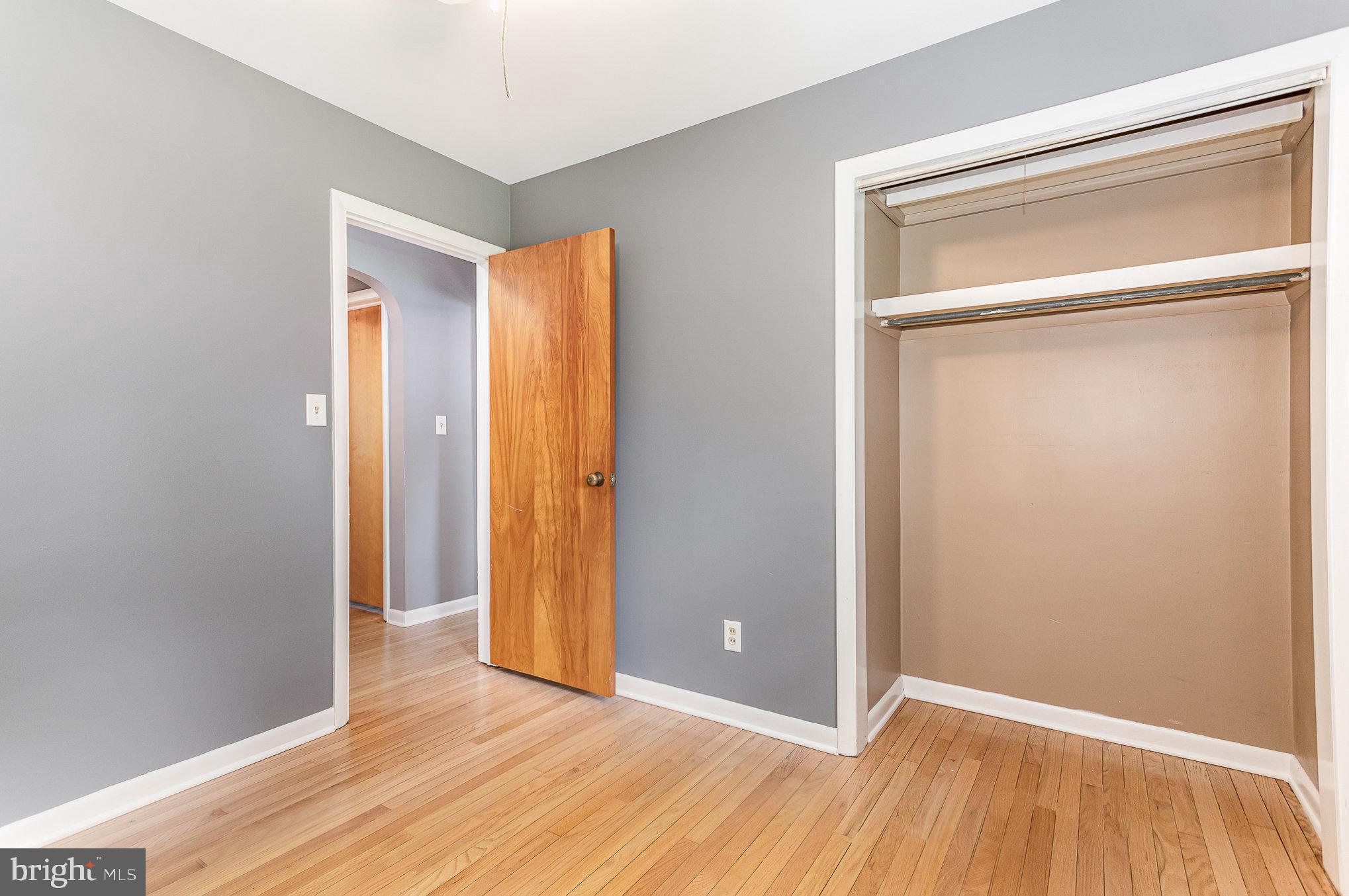 563 E HUMMELSTOWN STREET