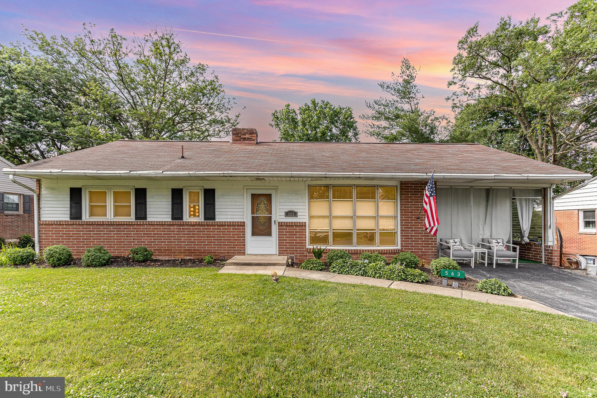 563 E HUMMELSTOWN STREET