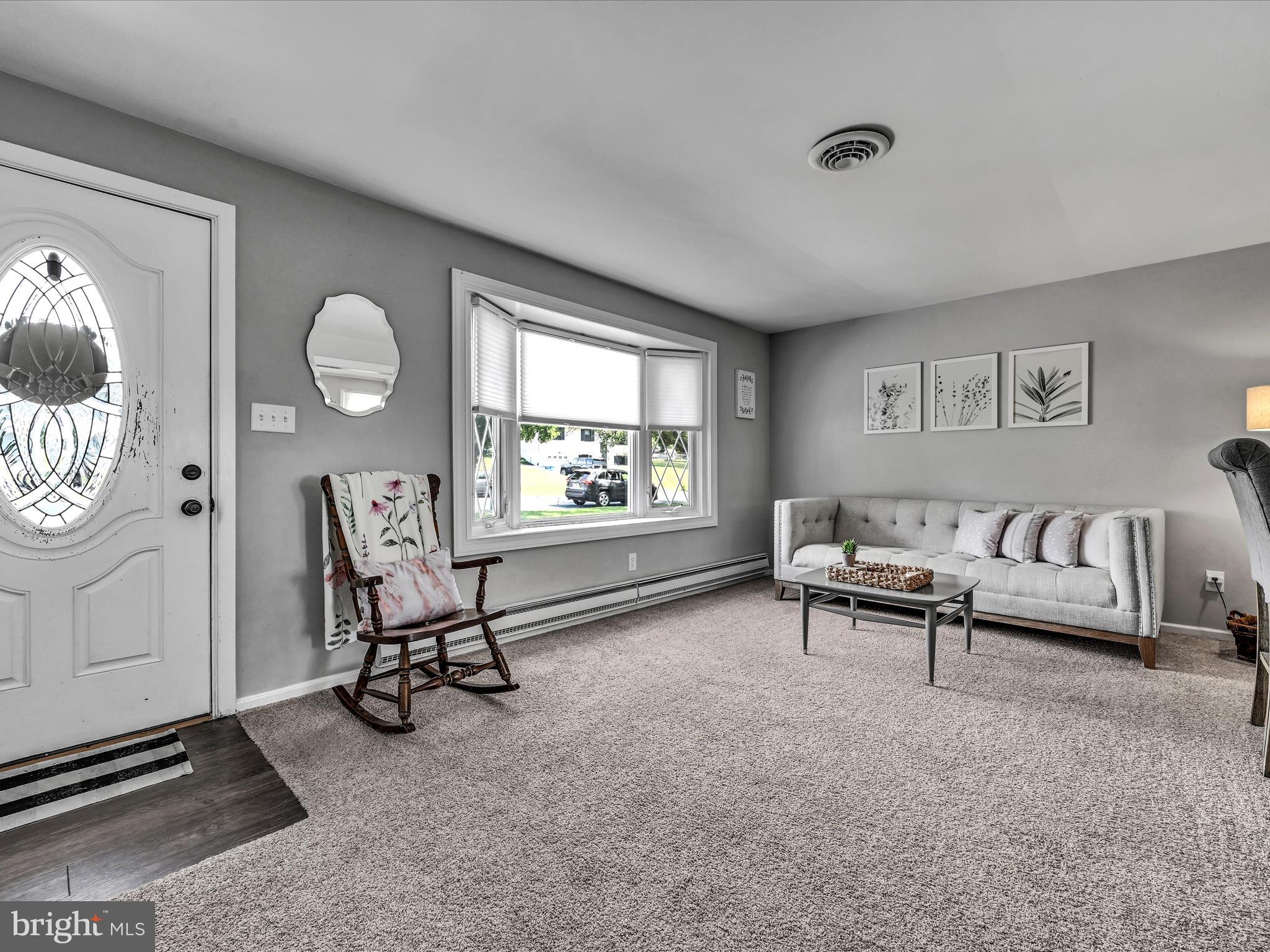 242 BUTTONWOOD DRIVE