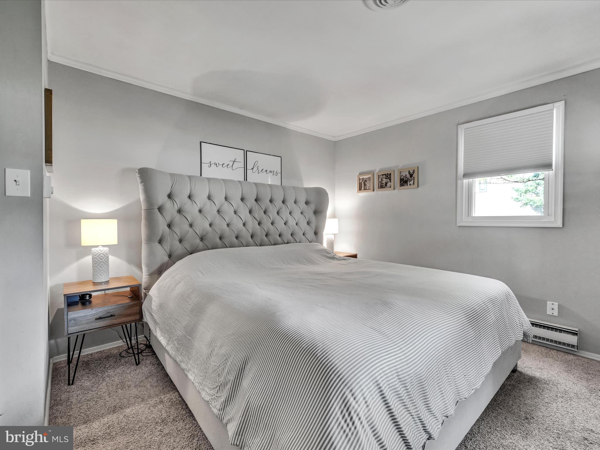 242 BUTTONWOOD DRIVE