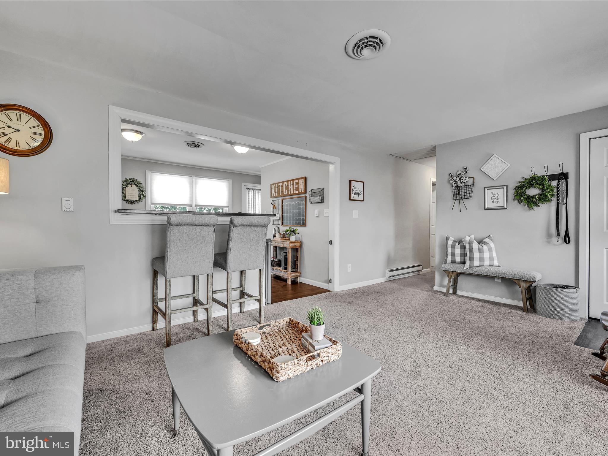 242 BUTTONWOOD DRIVE