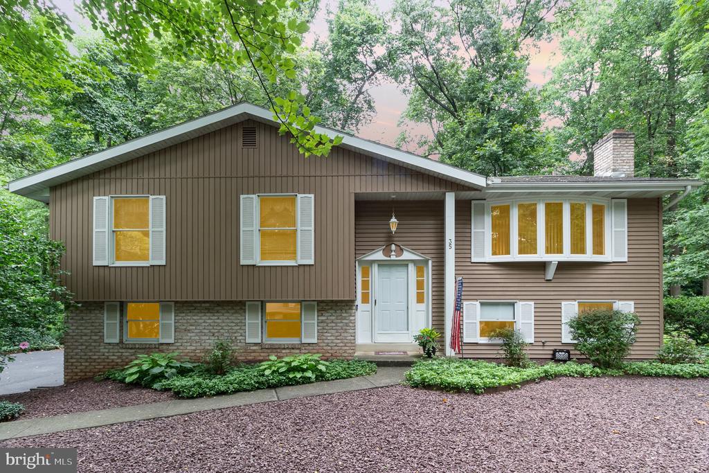 35 POPLAR LANE