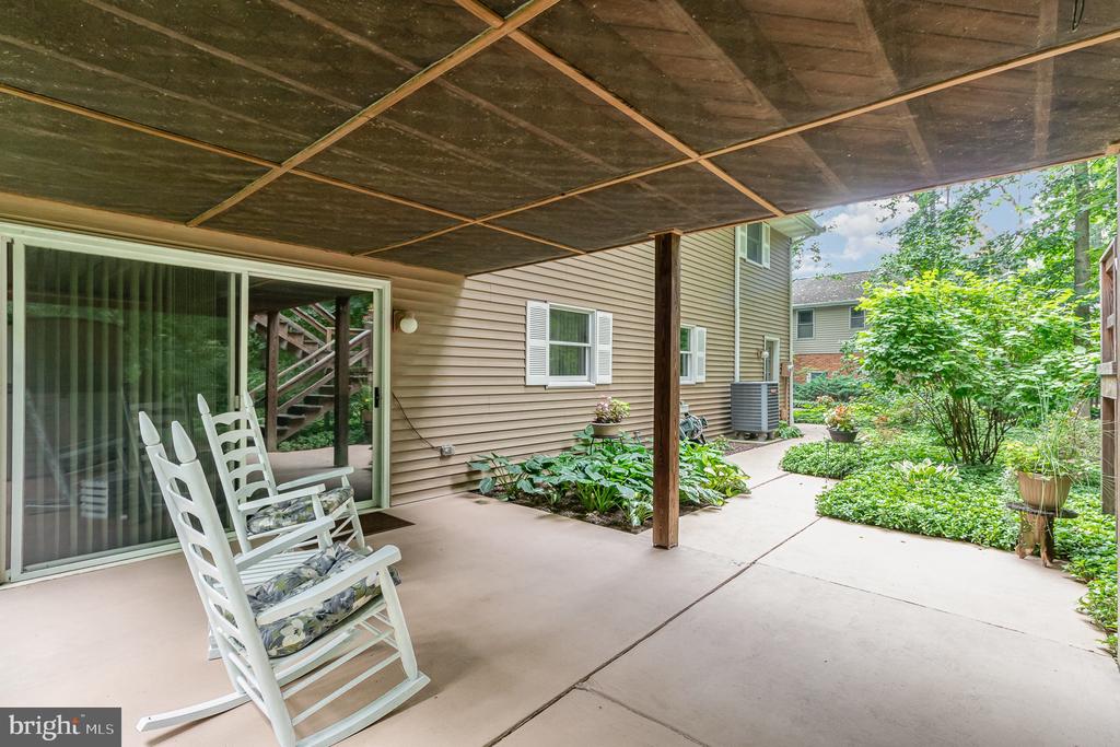 35 POPLAR LANE