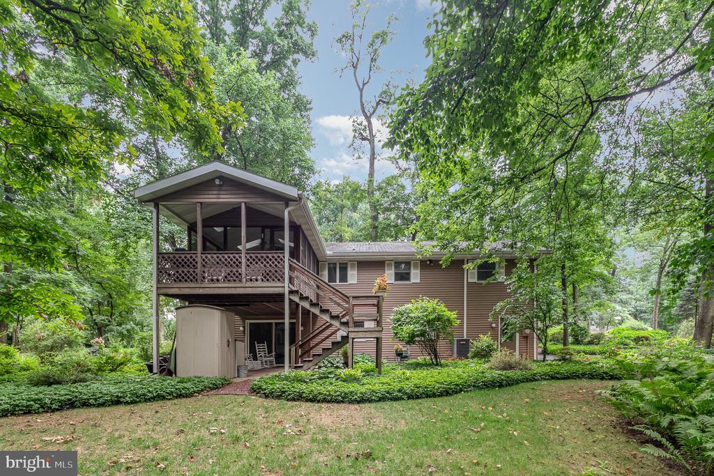 35 POPLAR LANE