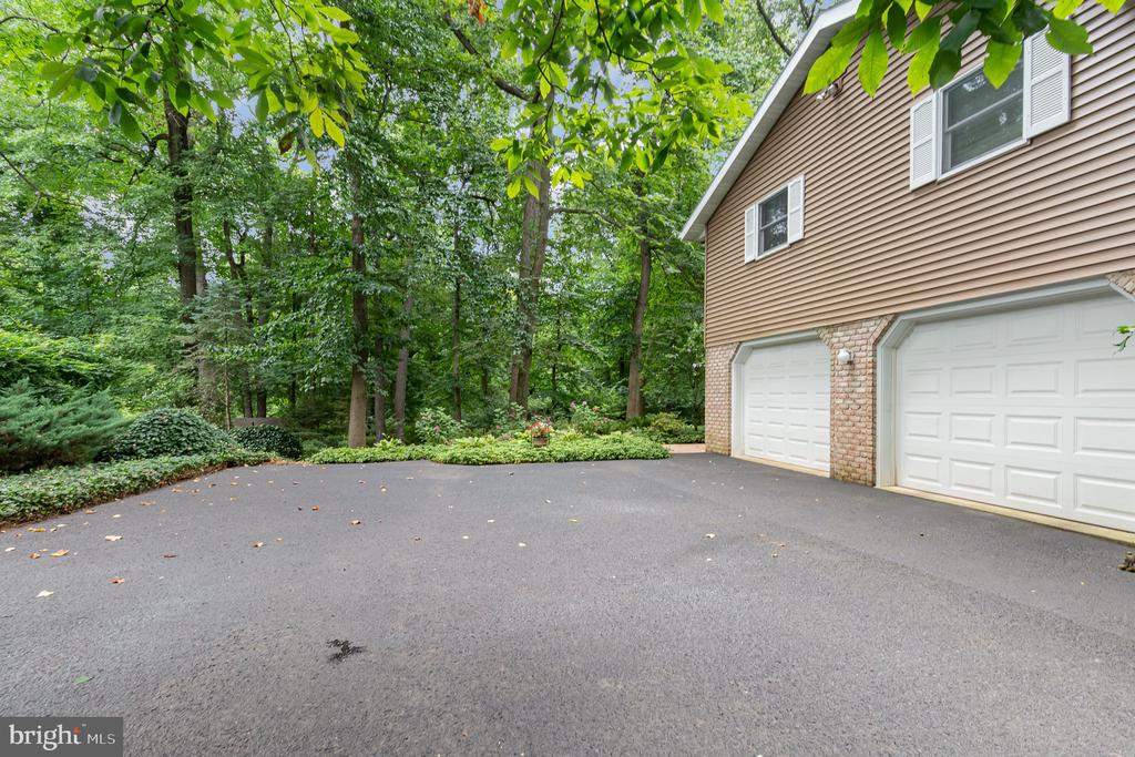 35 POPLAR LANE