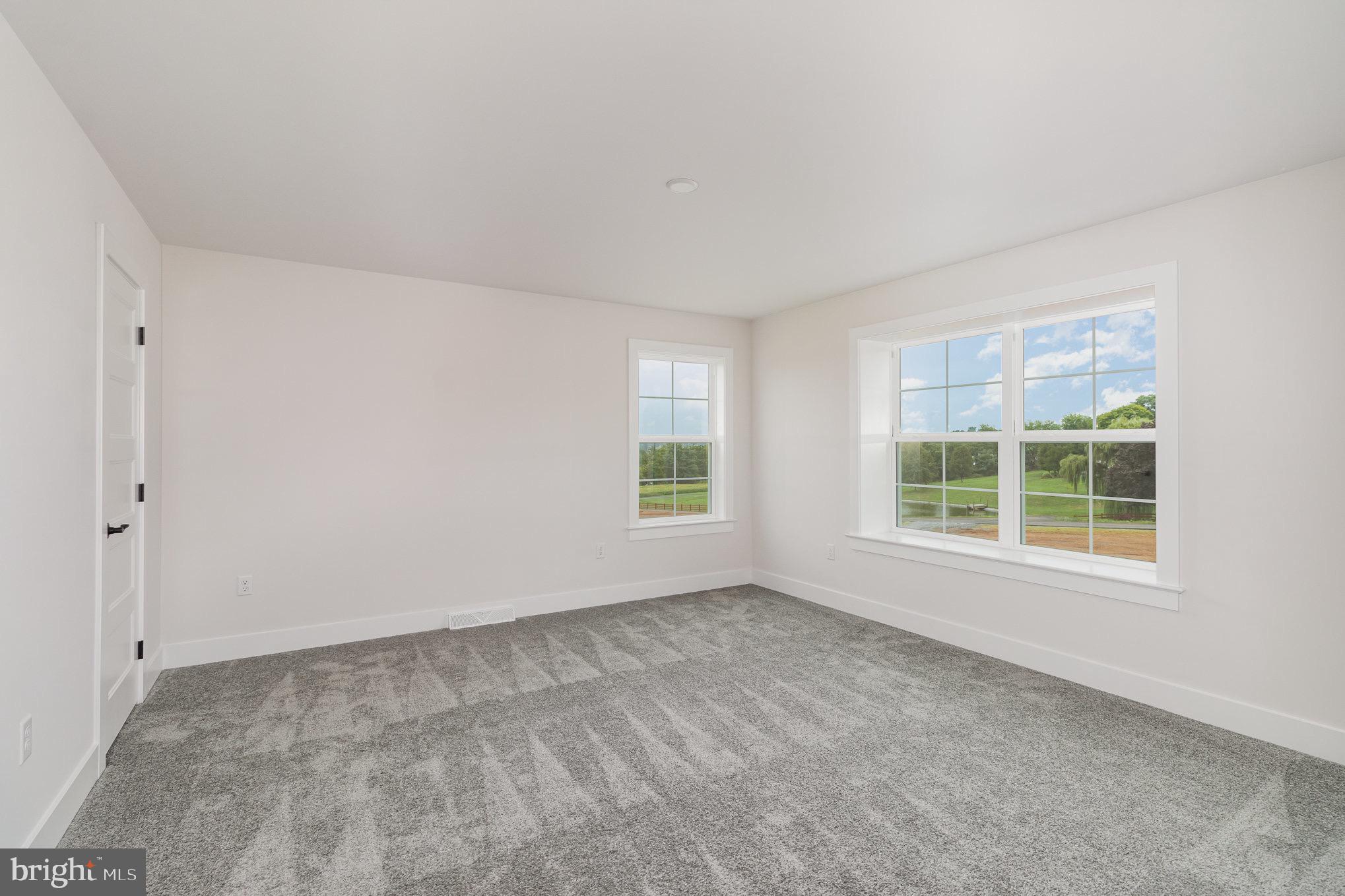 218 RINGNECK CIRCLE