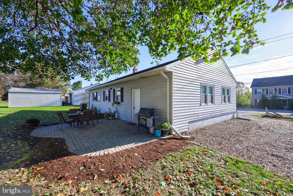 1022 ANDERSON FERRY ROAD