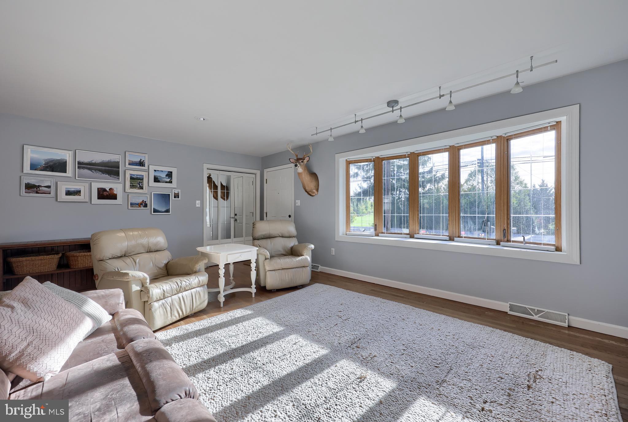 1022 ANDERSON FERRY ROAD