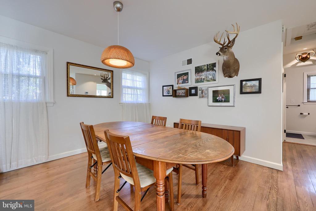 1022 ANDERSON FERRY ROAD