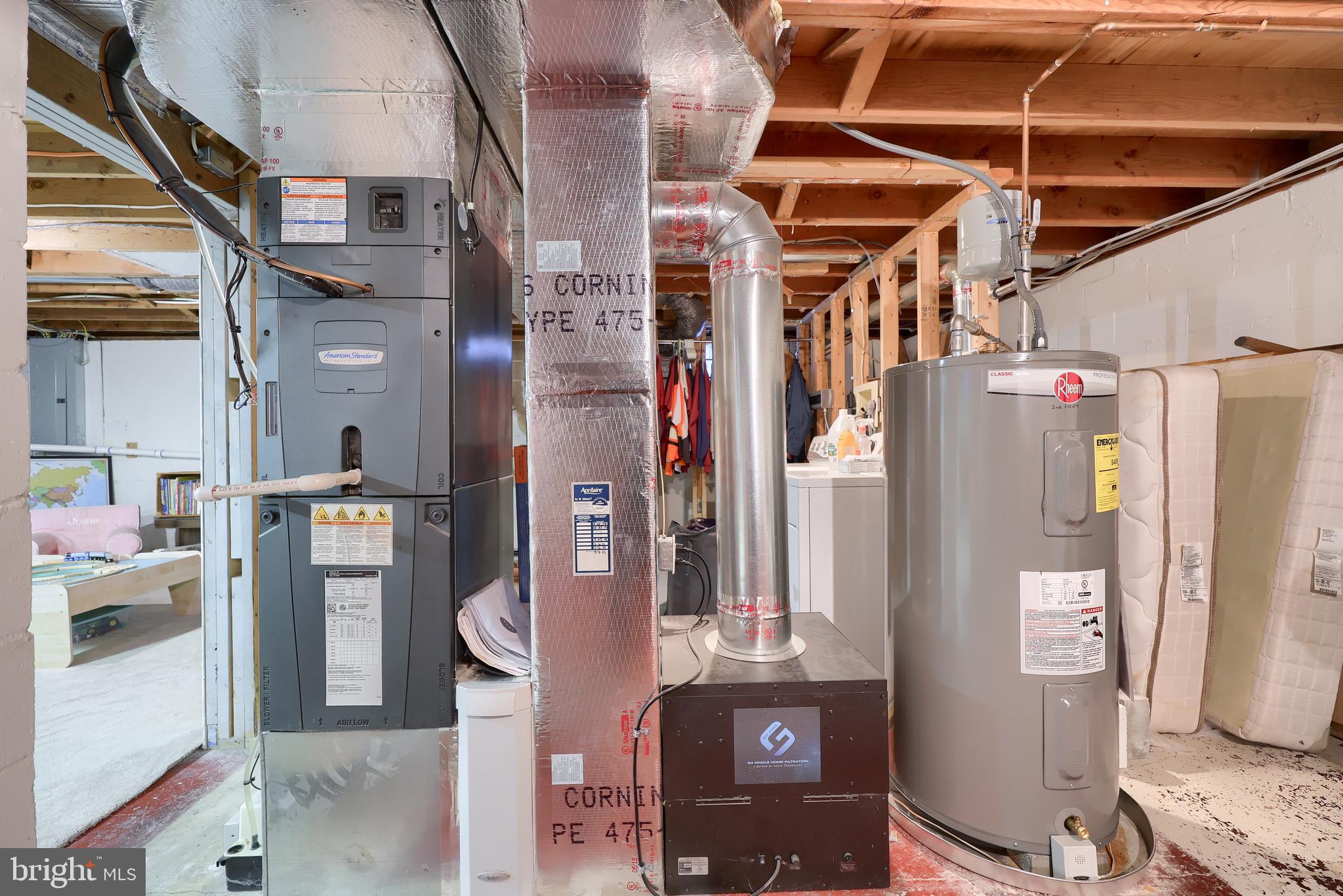 1022 ANDERSON FERRY ROAD