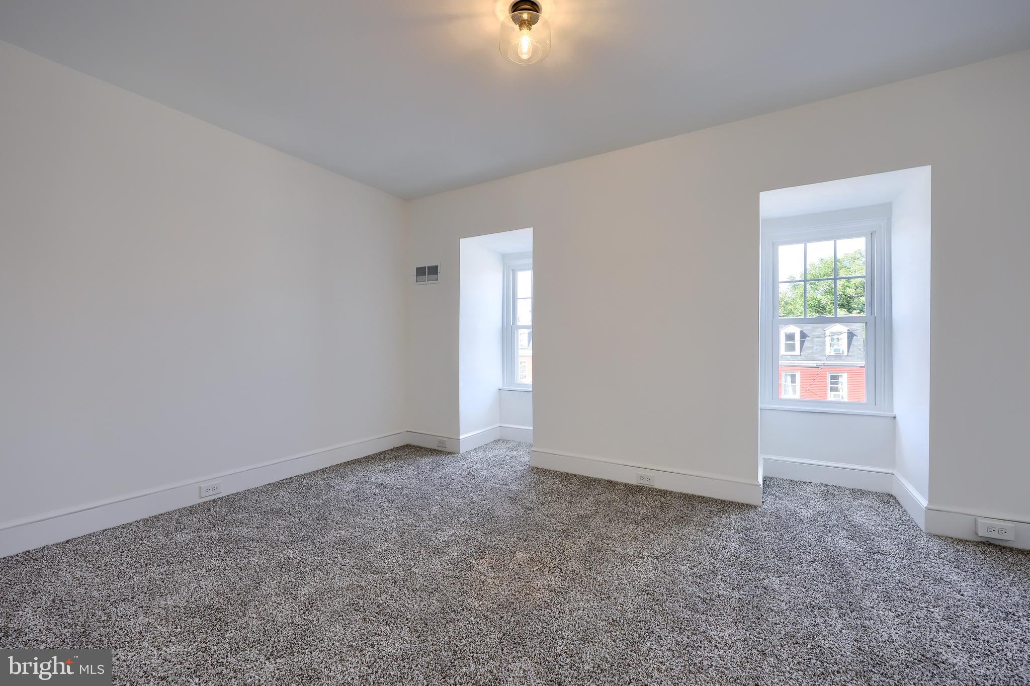 512 W FREDERICK STREET