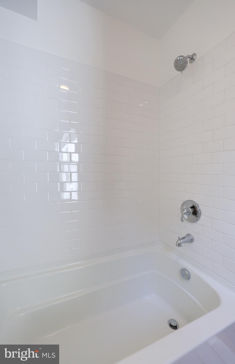 512 W FREDERICK STREET