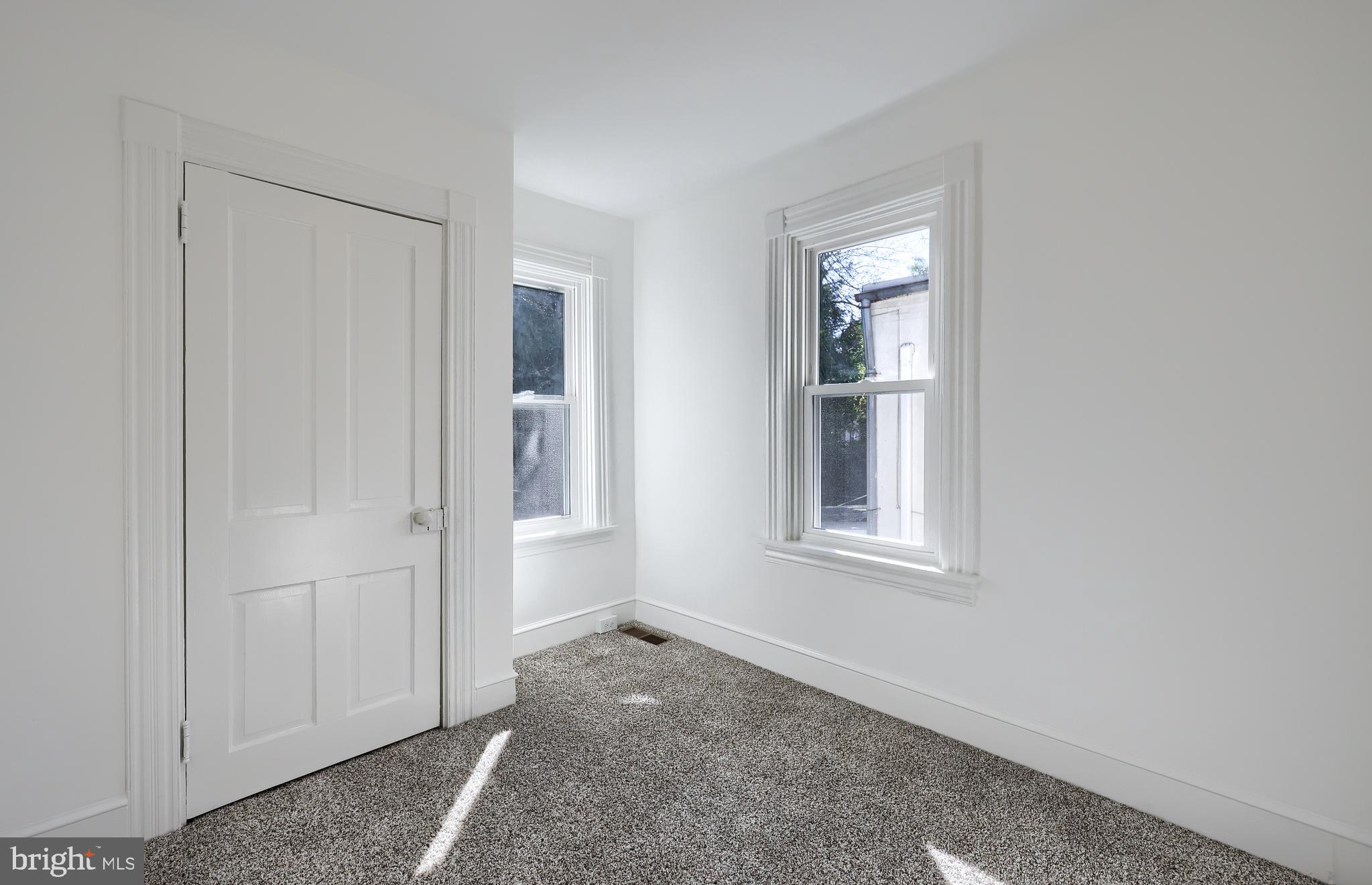 512 W FREDERICK STREET