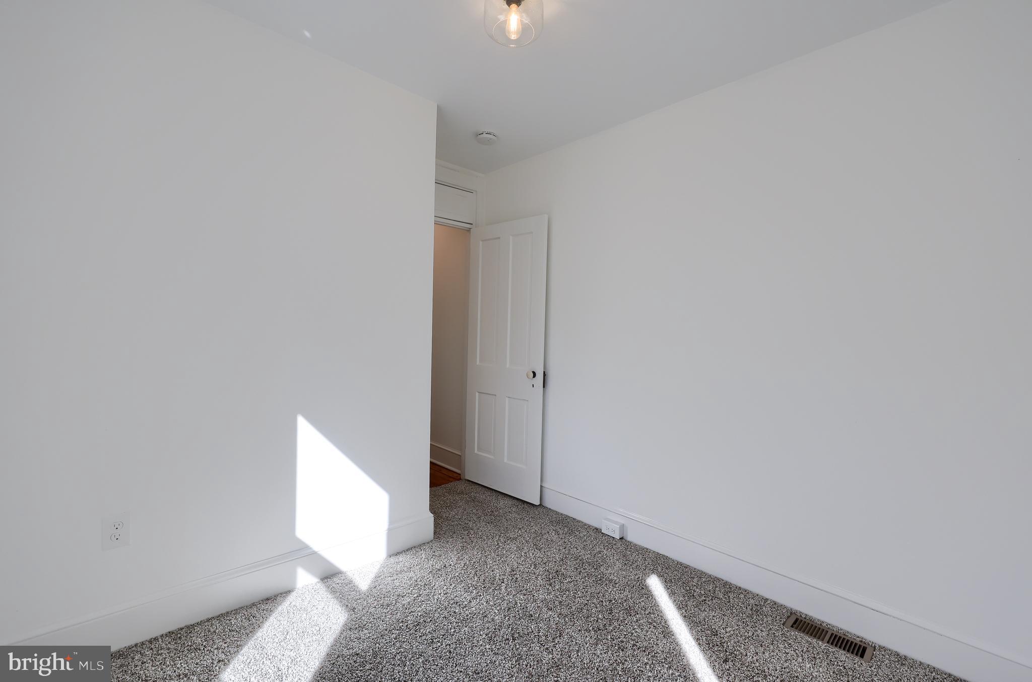 512 W FREDERICK STREET