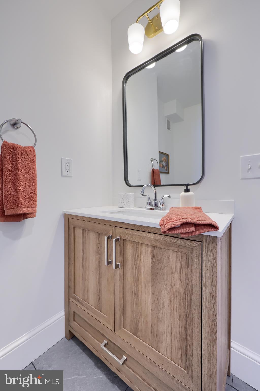 512 W FREDERICK STREET