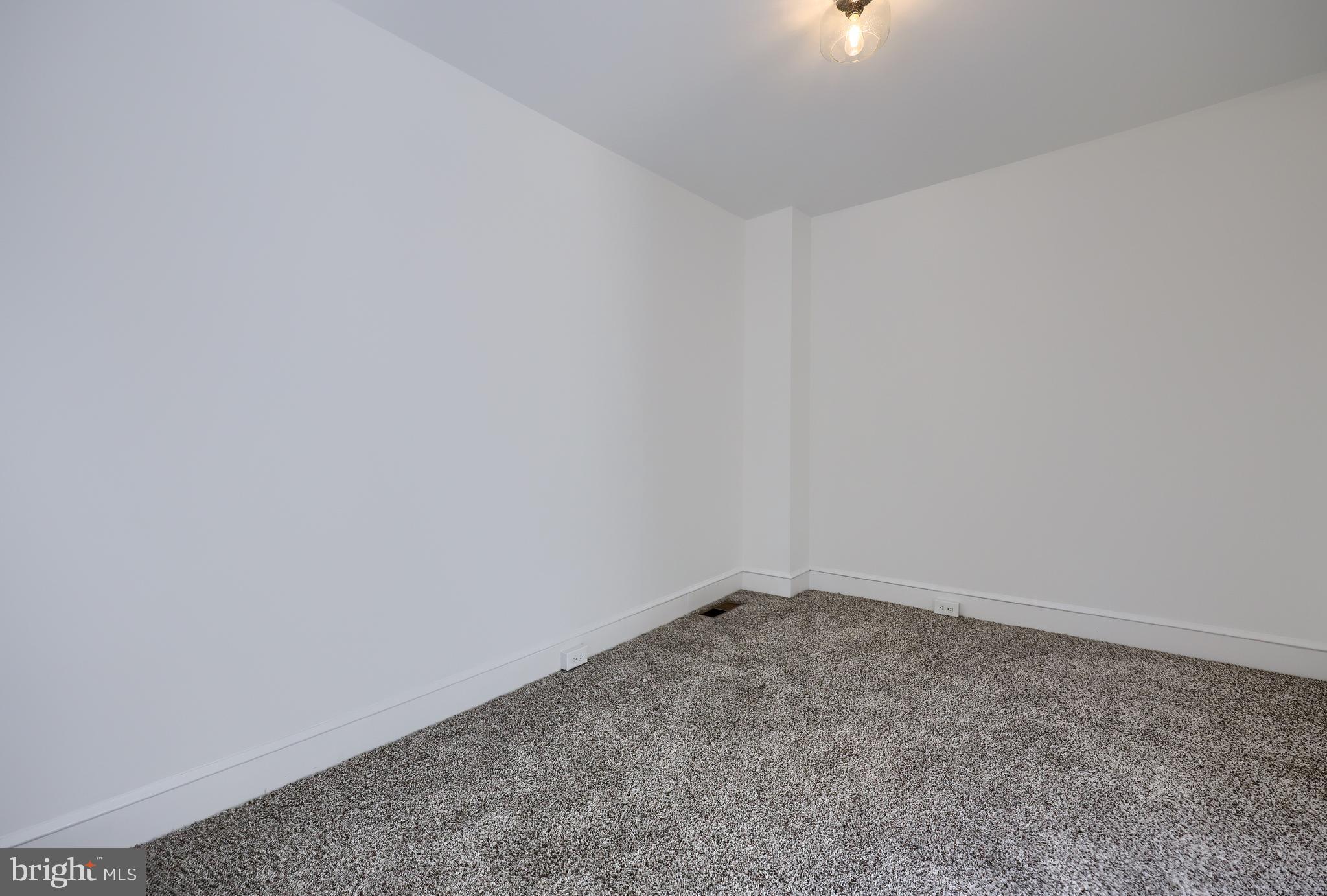 512 W FREDERICK STREET