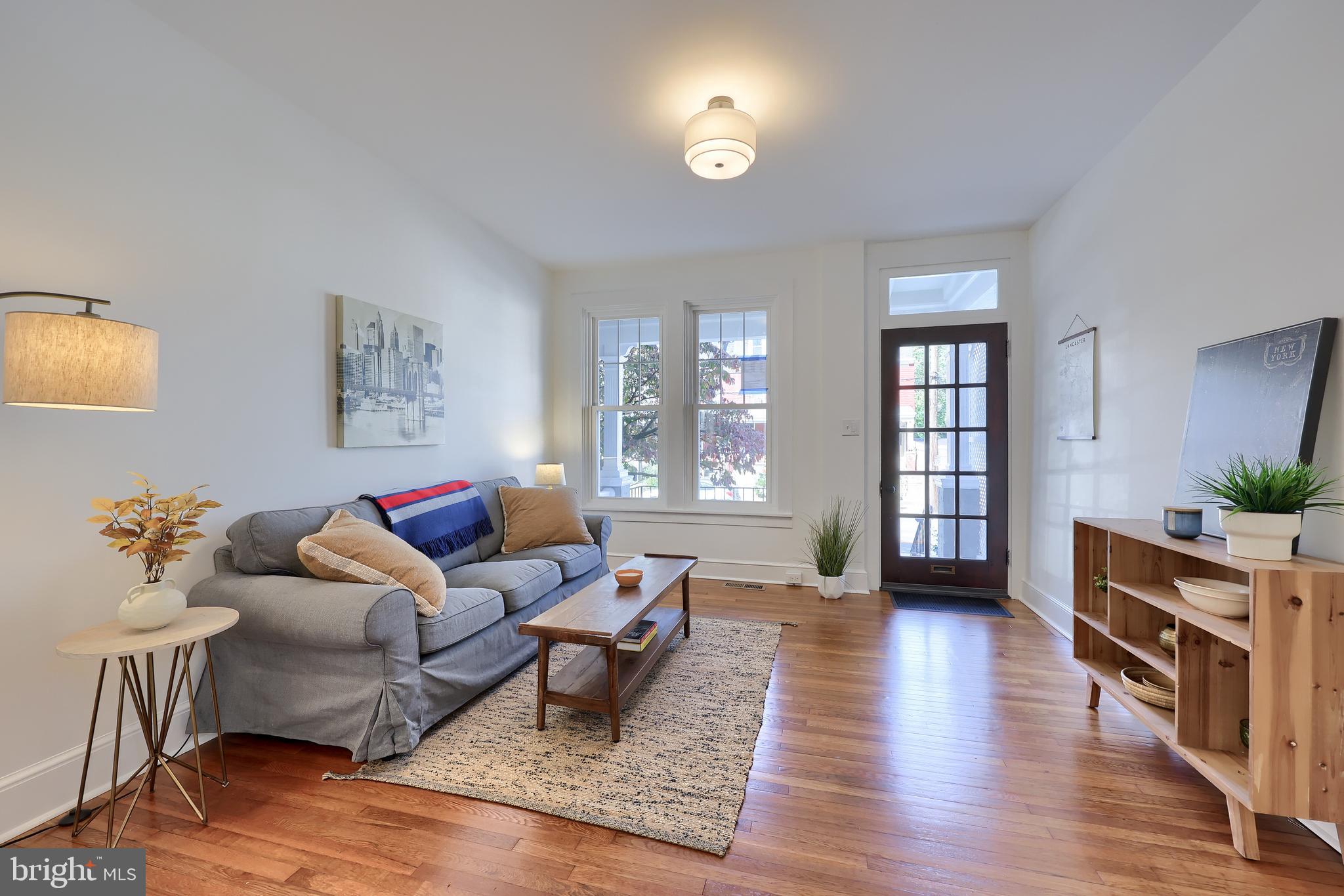 512 W FREDERICK STREET