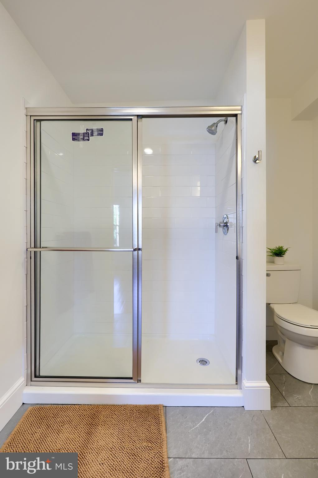 512 W FREDERICK STREET