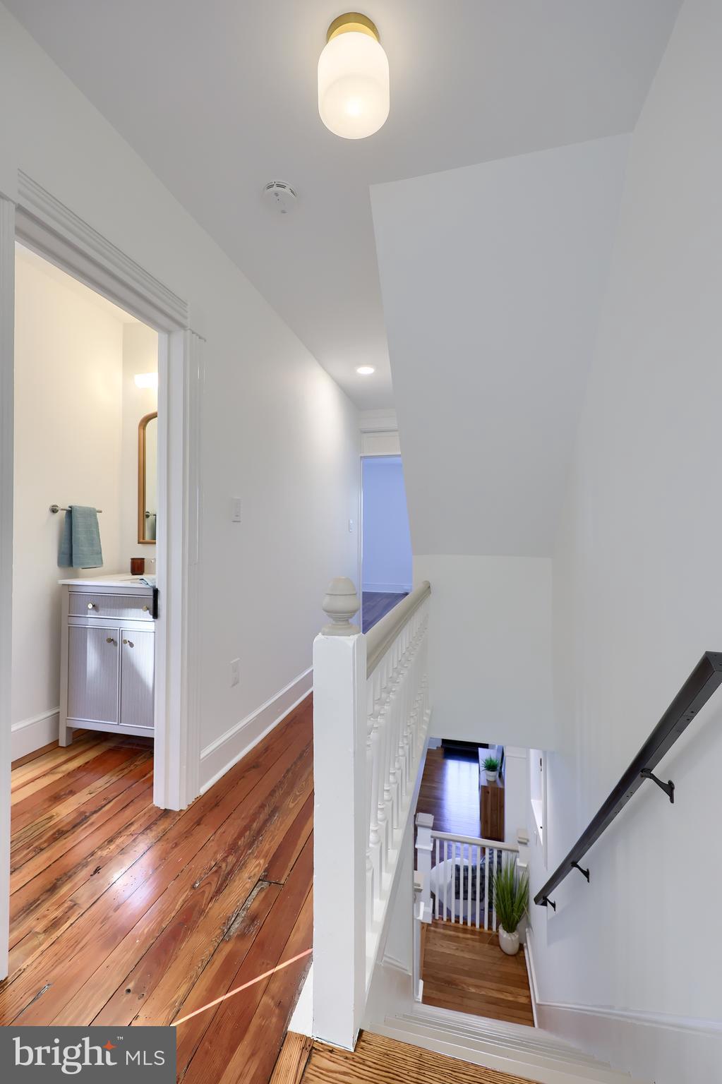 512 W FREDERICK STREET