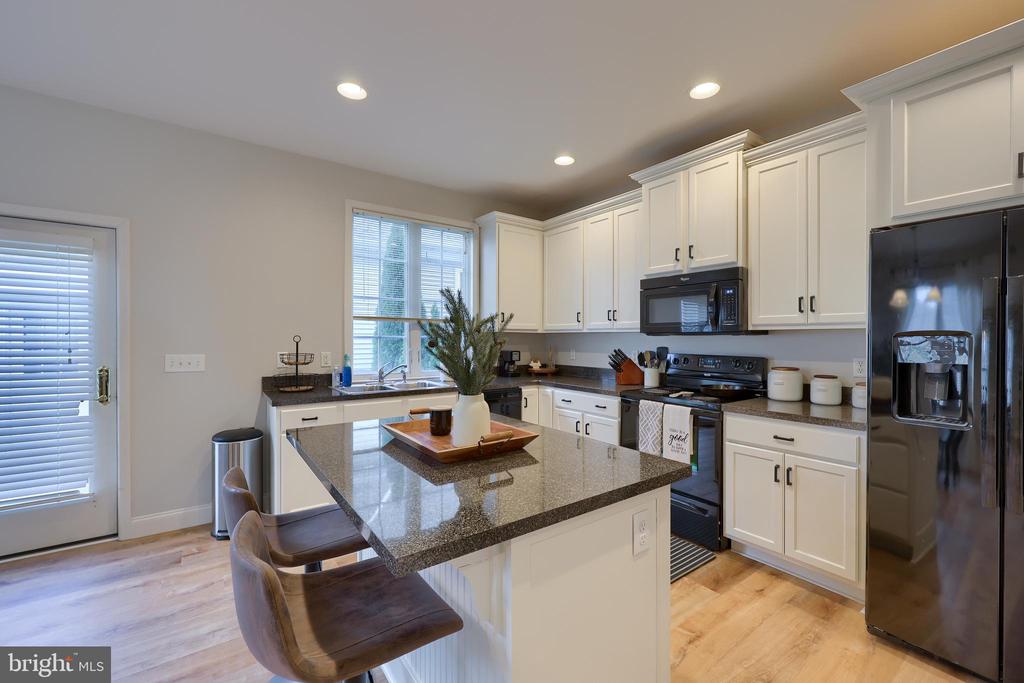 310 SAGAMORE HILL