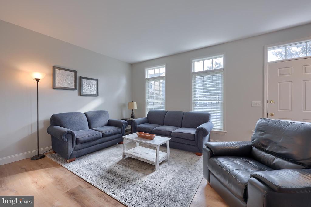 310 SAGAMORE HILL