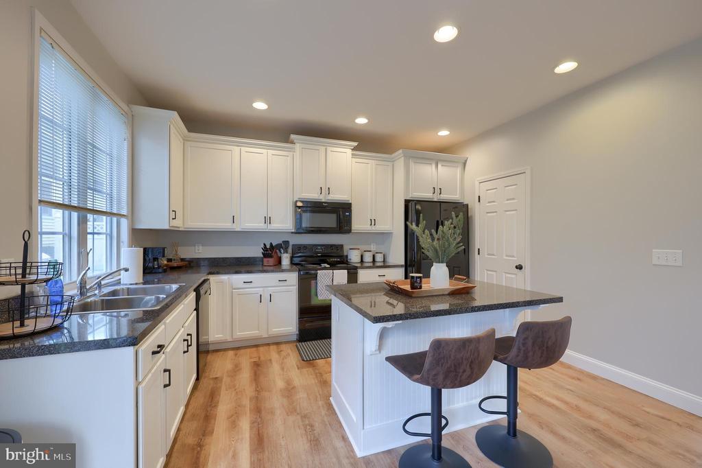 310 SAGAMORE HILL