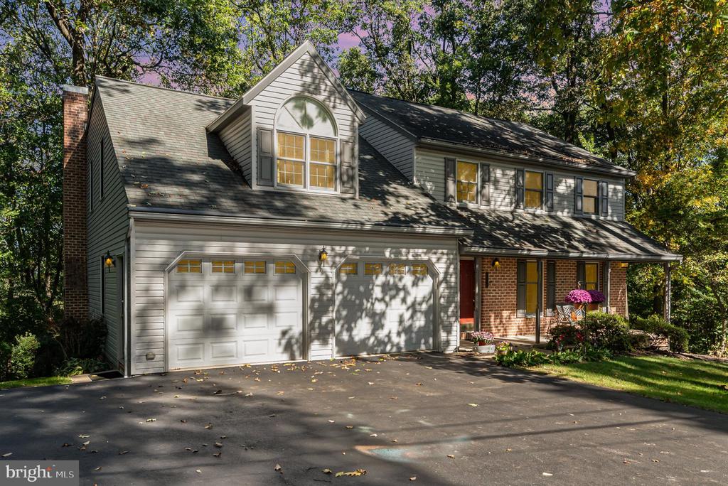 2075 RIDGE ROAD